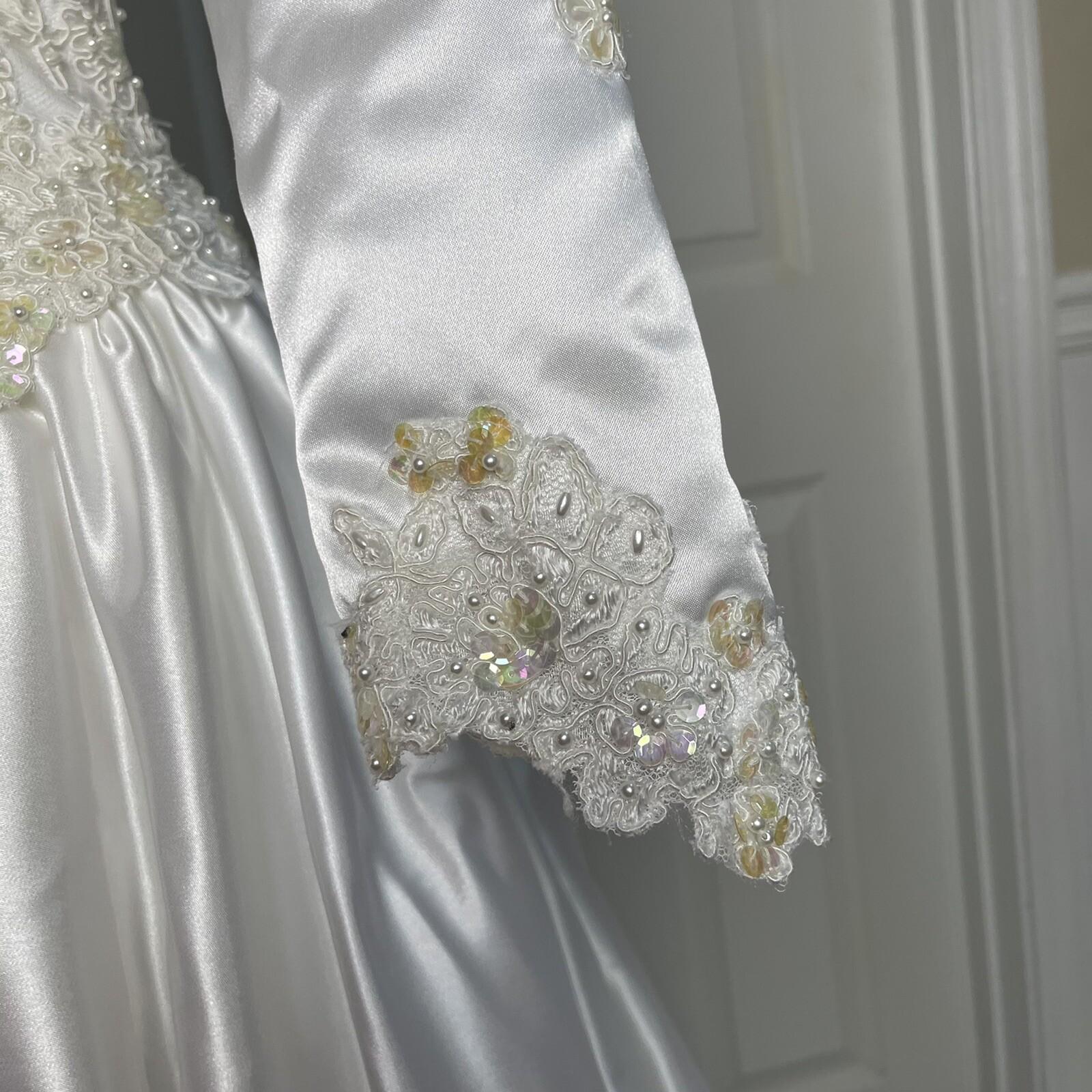 Unbranded Women Stunning White Beaded Wedding and Train Wedding Dress Size
