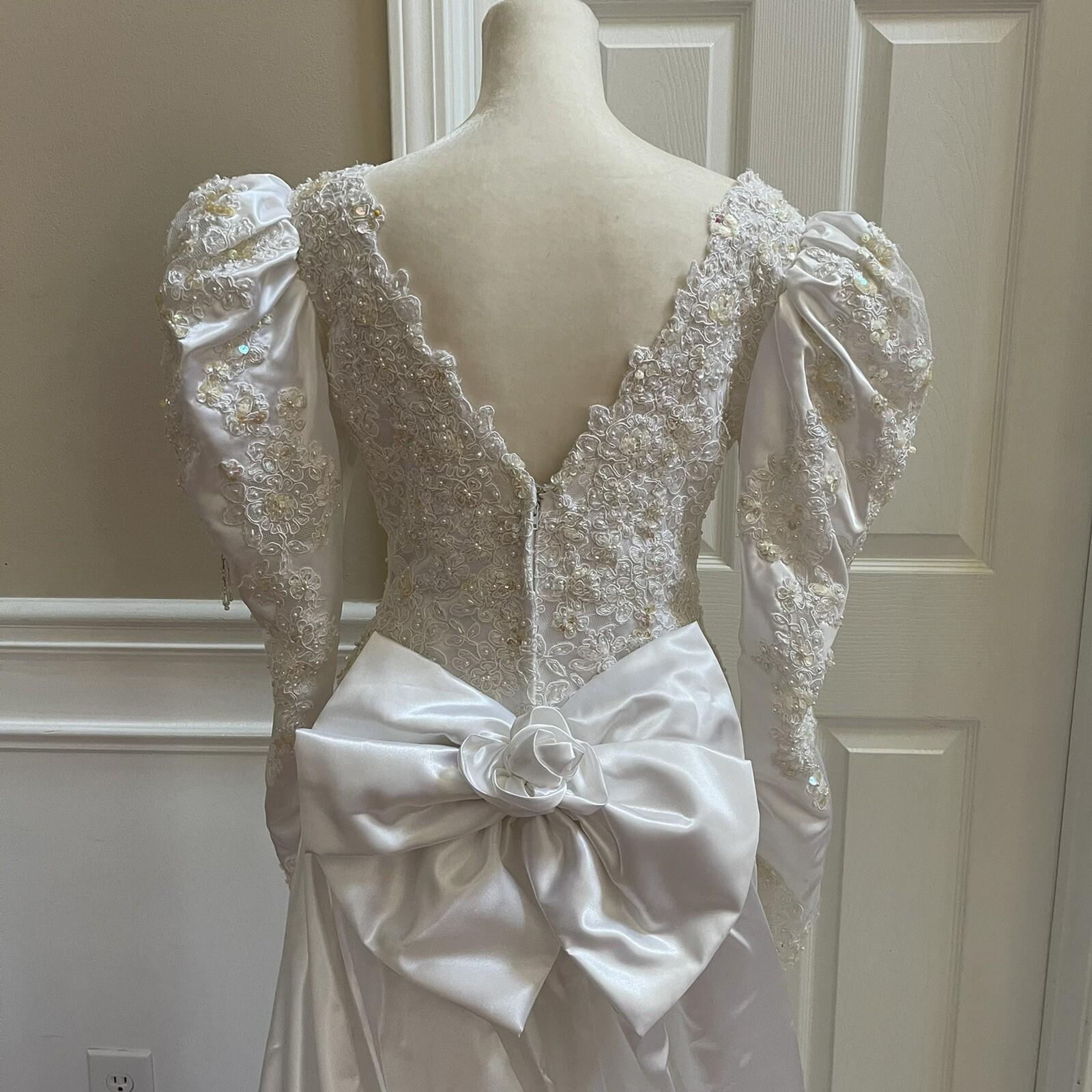 Unbranded Women Stunning White Beaded Wedding and Train Wedding Dress Size