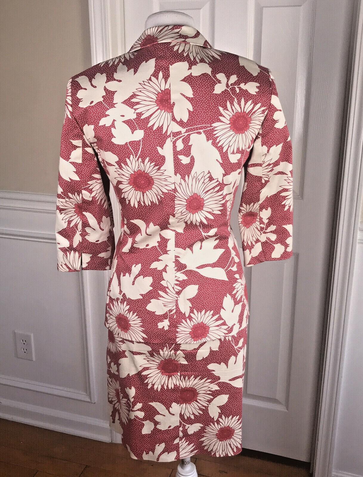 LARRY LEVINE Women 2 PC Red Floral Cotton Skirt Suit Size 4