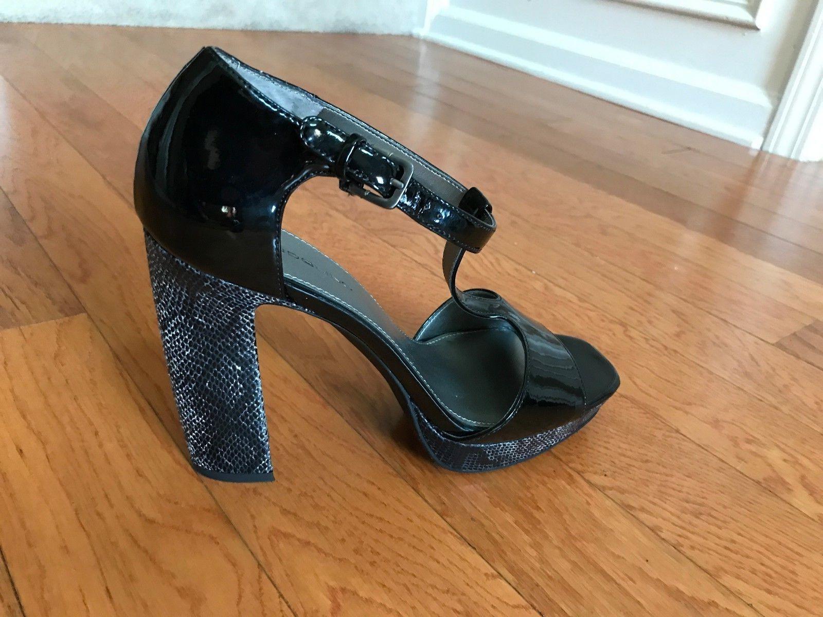Bandolino women's T-Strap High Heels Open Shoes Size 9