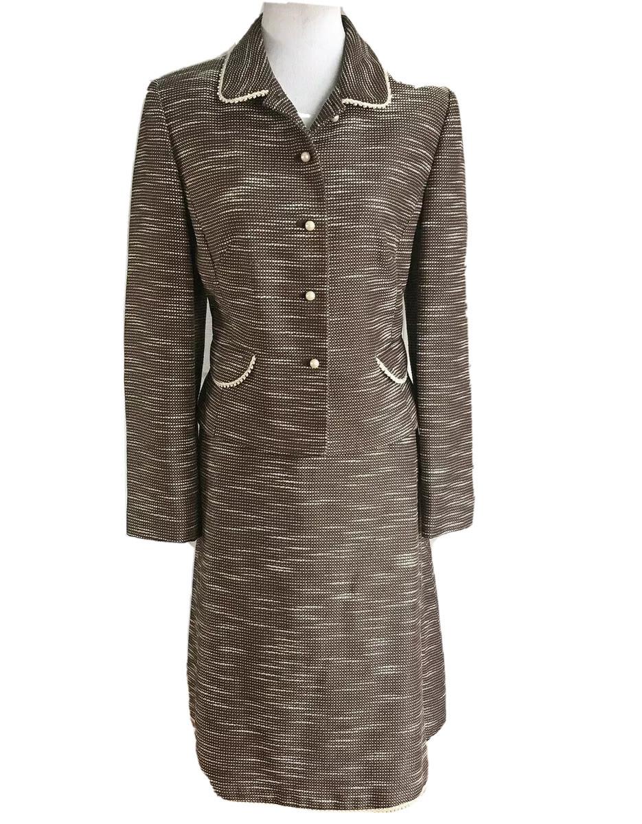 10-1718.jpg Liz Claiborne Women 2PC Brown Ivory Fit and Flare Skirt Suit Size 12