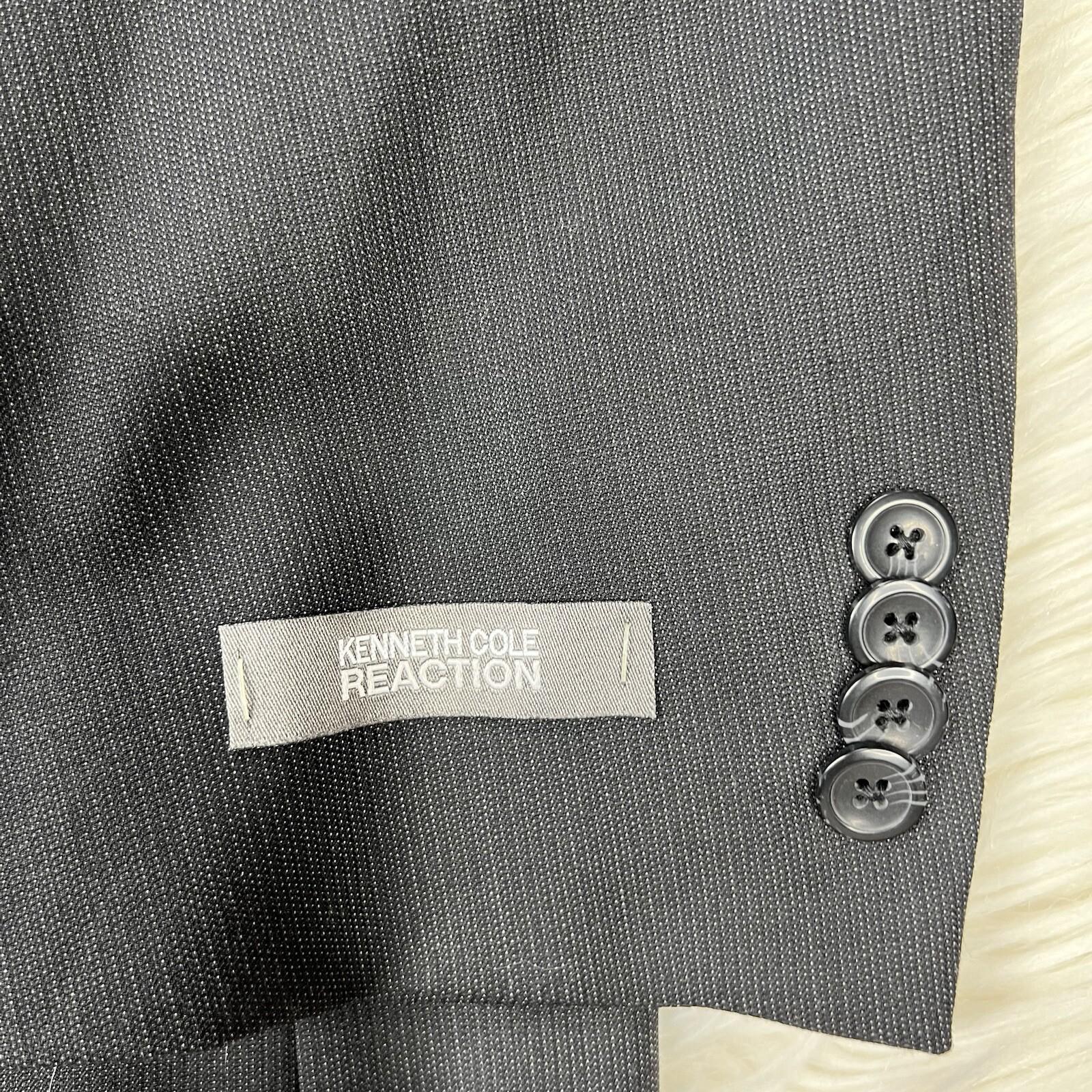 10-1778.jpg Kenneth Cole Reaction Wool Polyester Suit 44R Pant 38 Gray The Slim Collection