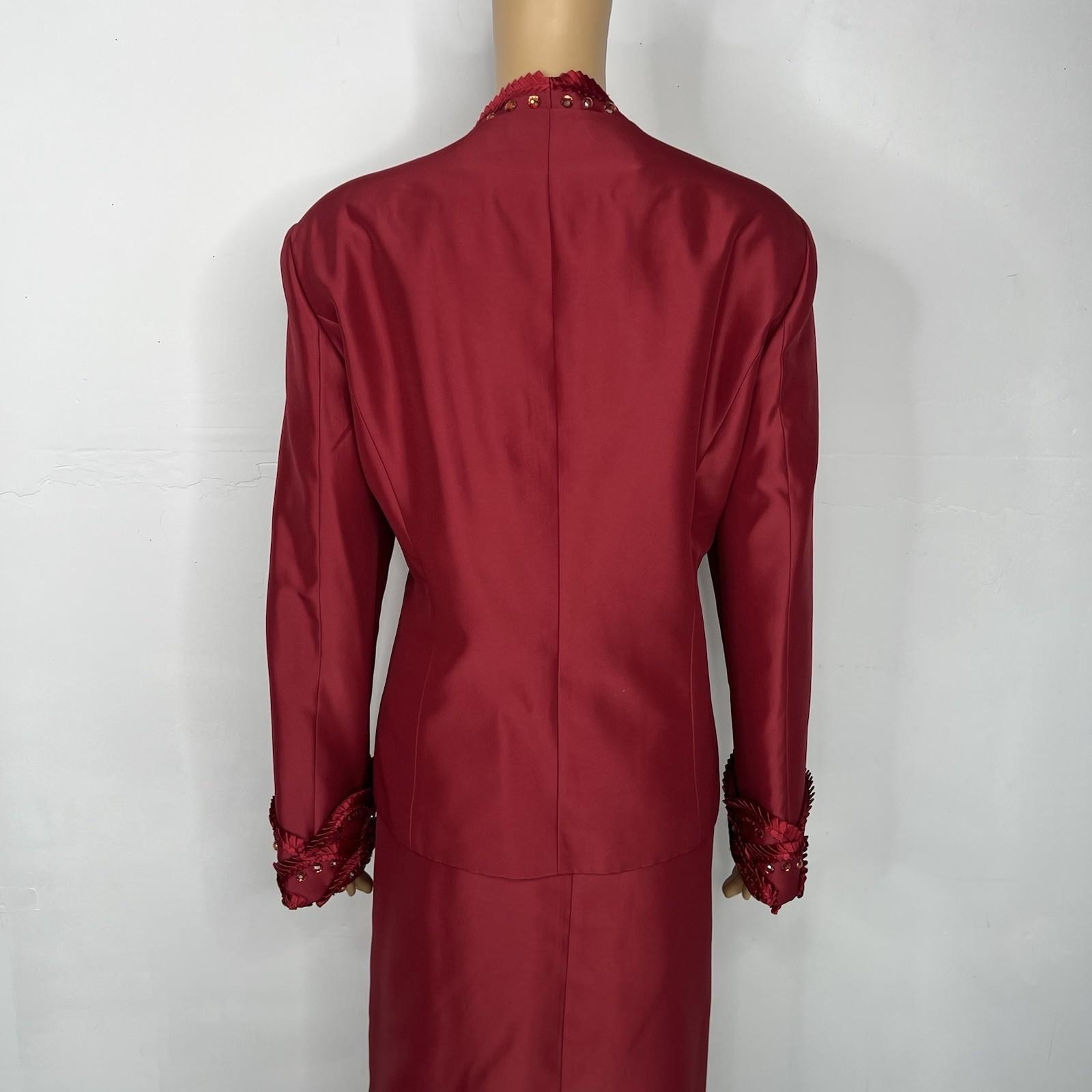 TERRAMINA Skirt Suit Size 16 Wine Collarless Beaded Embellished Timeless 2PC