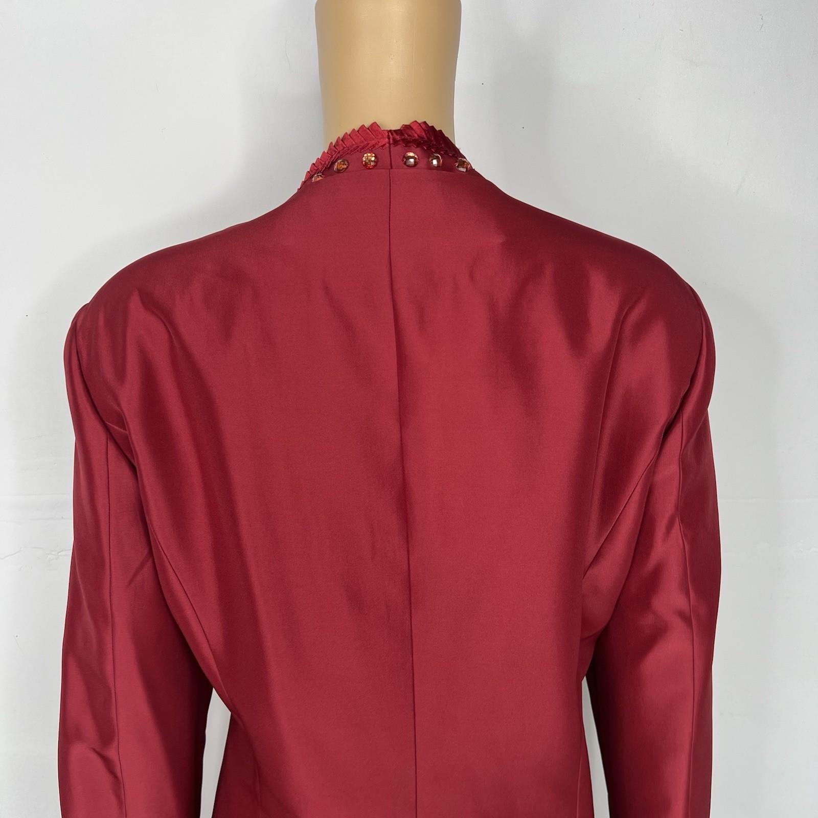 TERRAMINA Skirt Suit Size 16 Wine Collarless Beaded Embellished Timeless 2PC