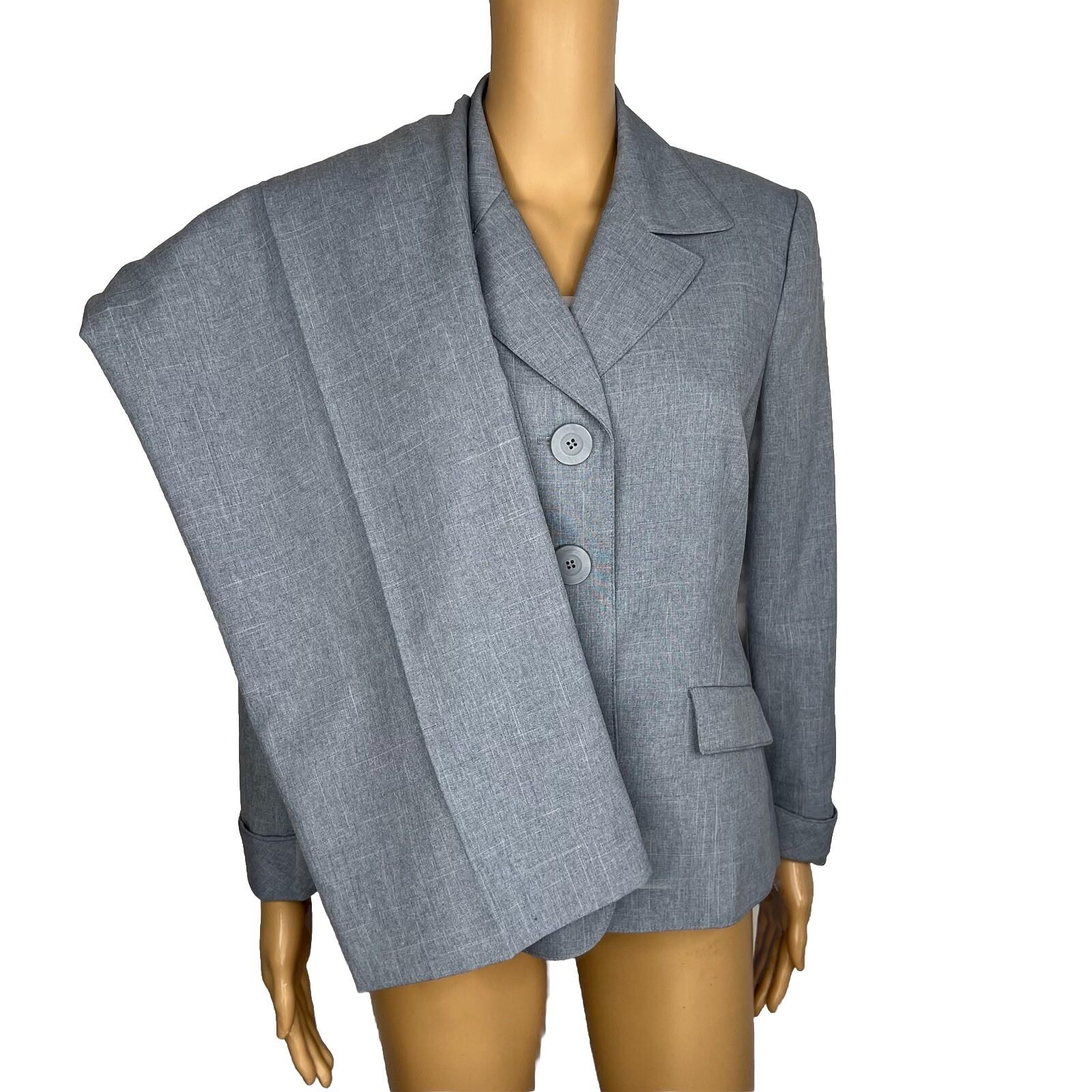 Suit Studio Women Polyester Pant Suit Size 12P Gray Lined Peak Collar 2PC