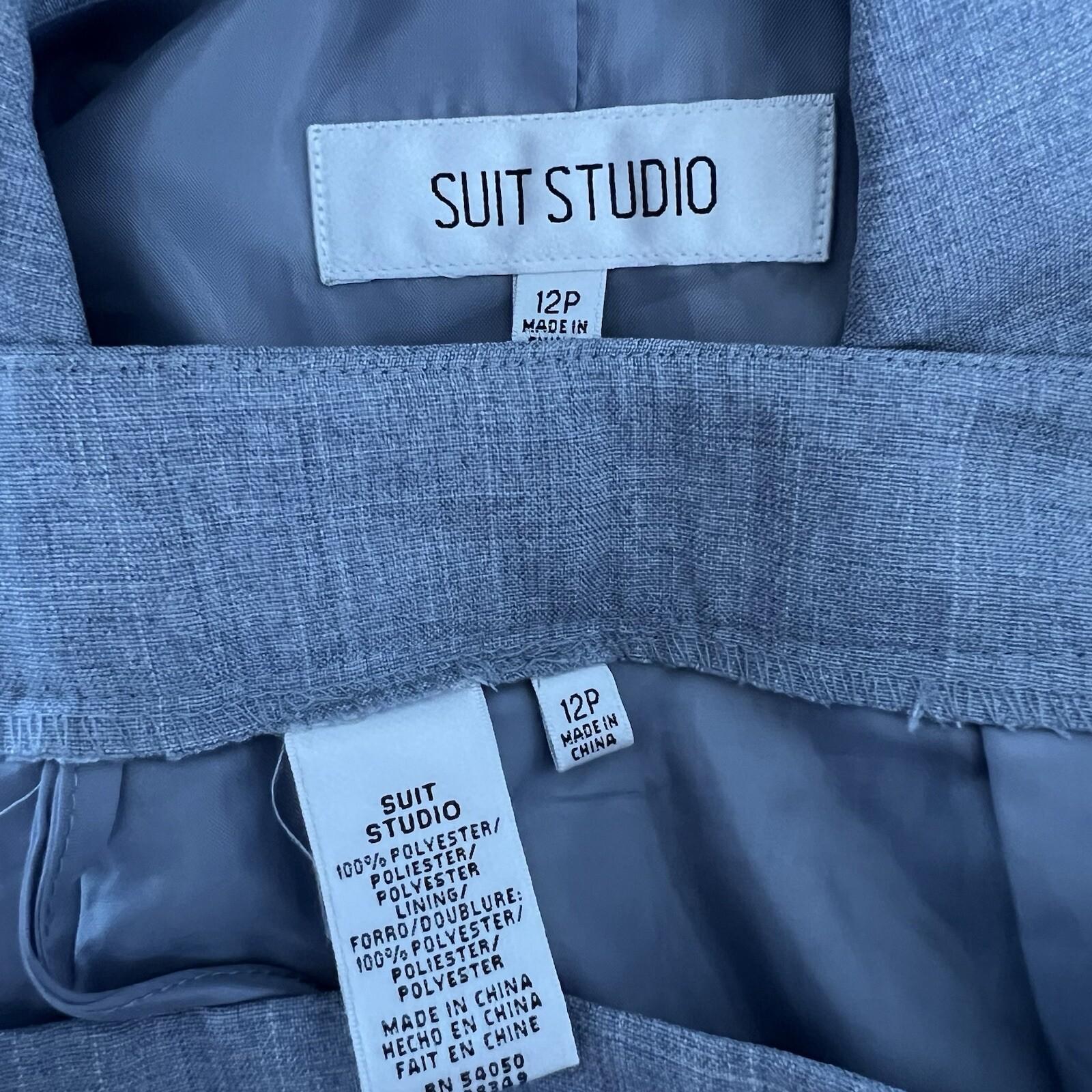 Suit Studio Women Polyester Pant Suit Size 12P Gray Lined Peak Collar 2PC