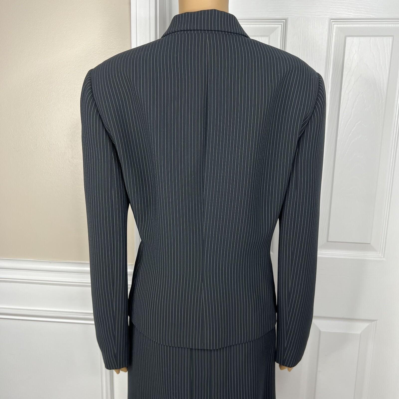 Tahari ASL Women Polyester Rayon Skirt Suit Size 14P Black Striped Lined 2PC