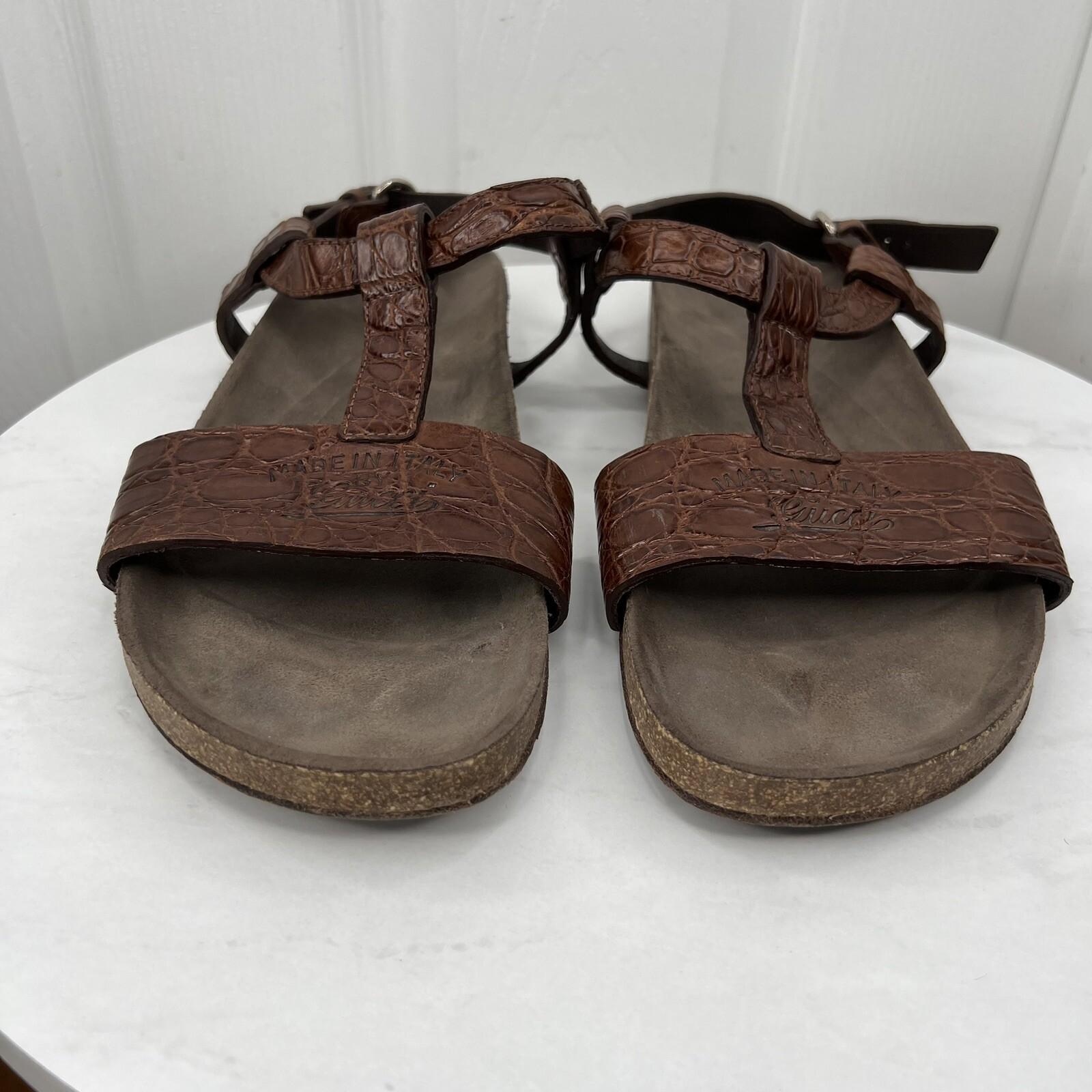 10-1960.jpg Gucci Vtg Leather Flat Sandals Shoes 9 Brown Horsebit T-Strap Buckle Open Toe