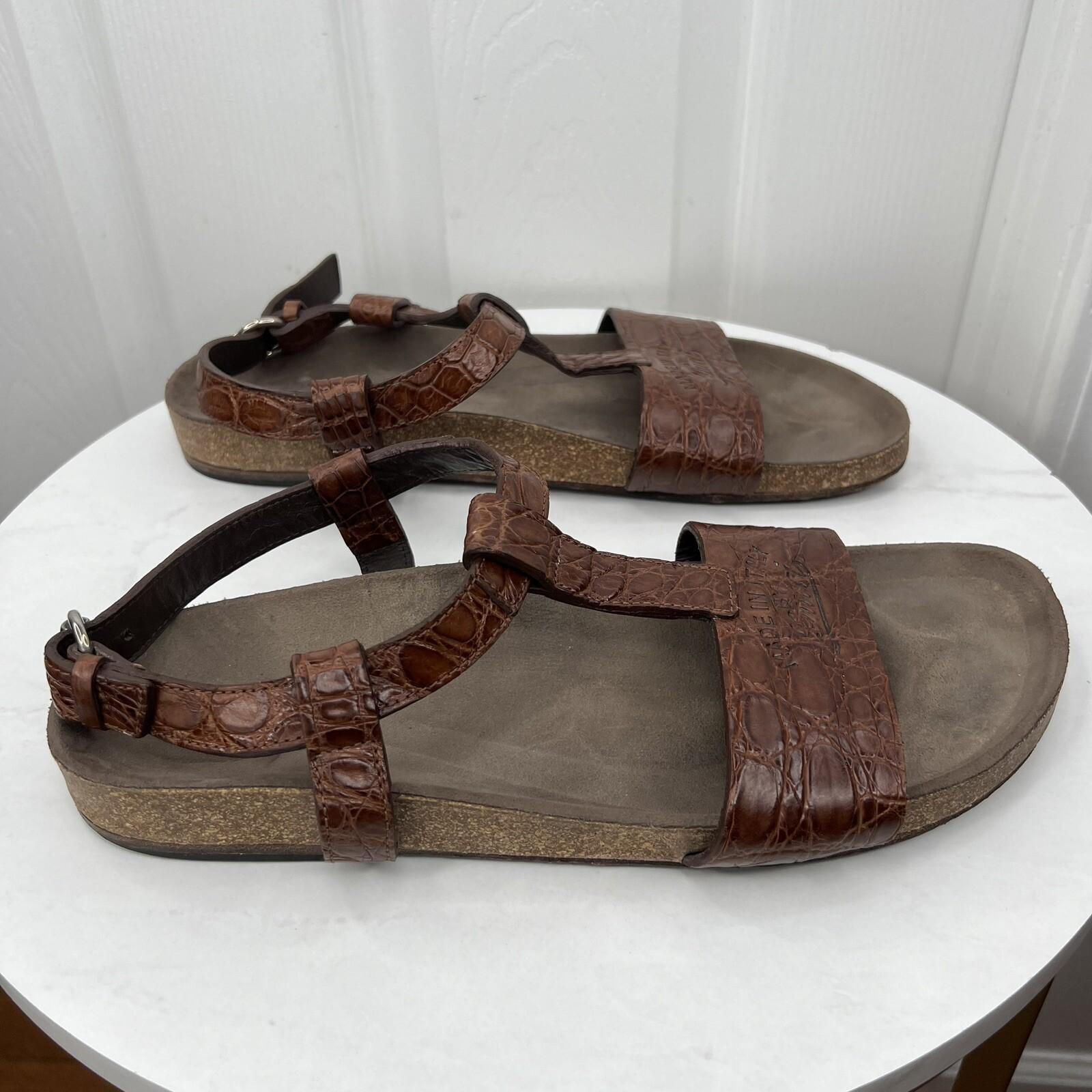 10-1969.jpg Gucci Vtg Leather Flat Sandals Shoes 9 Brown Horsebit T-Strap Buckle Open Toe