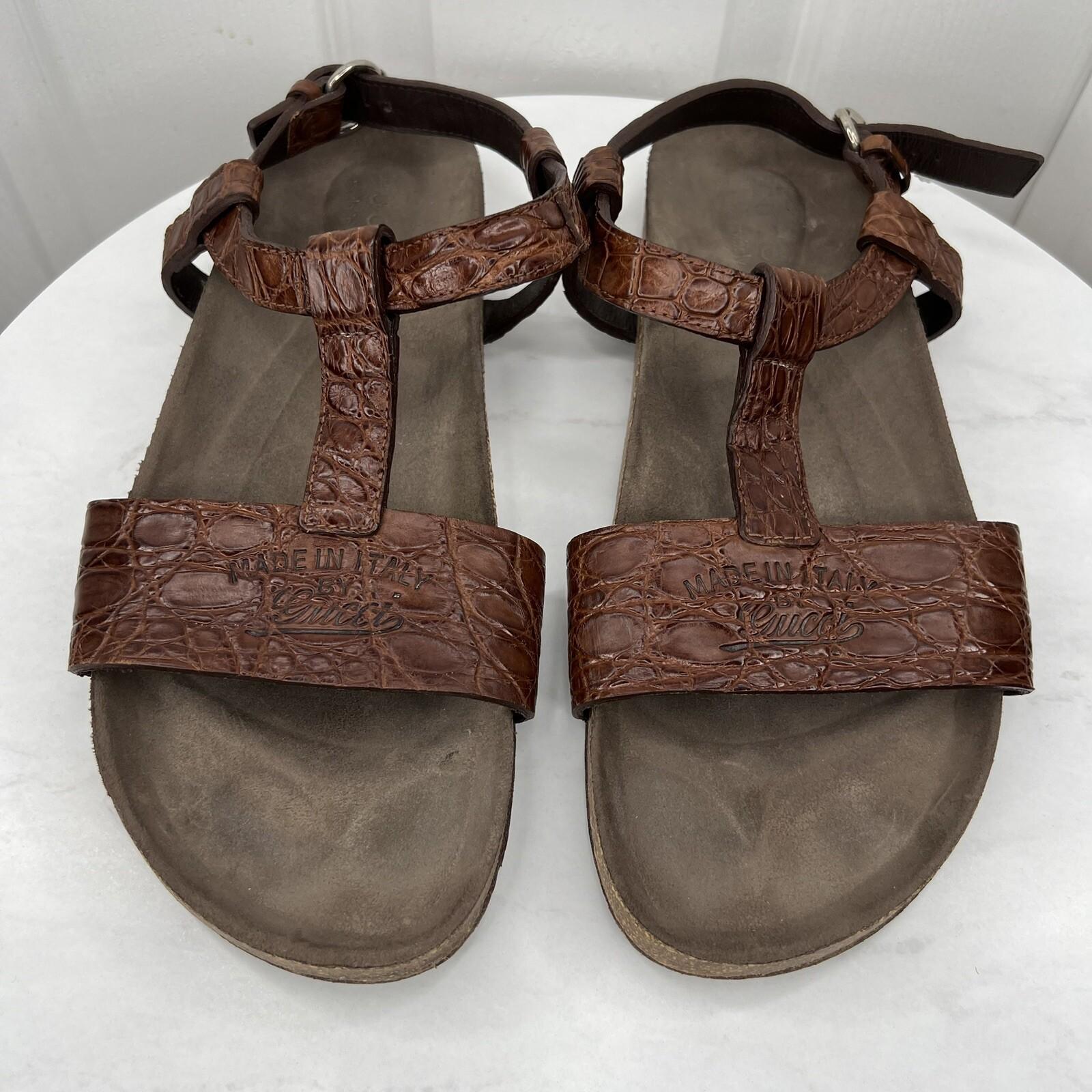 10-1981.jpg Gucci Vtg Leather Flat Sandals Shoes 9 Brown Horsebit T-Strap Buckle Open Toe