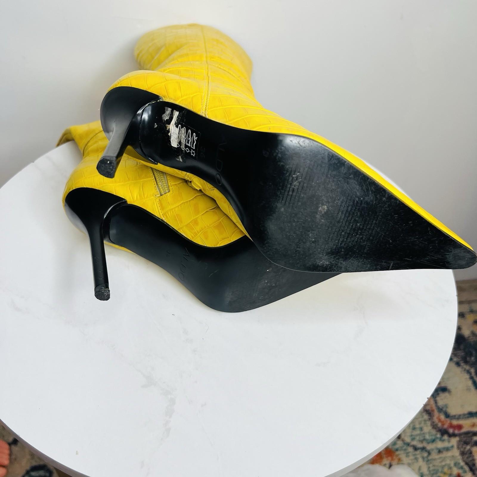 Aldo Leather Knee High Boots 6 Yellow Crocodile Embossed Pointed Toes Siletto
