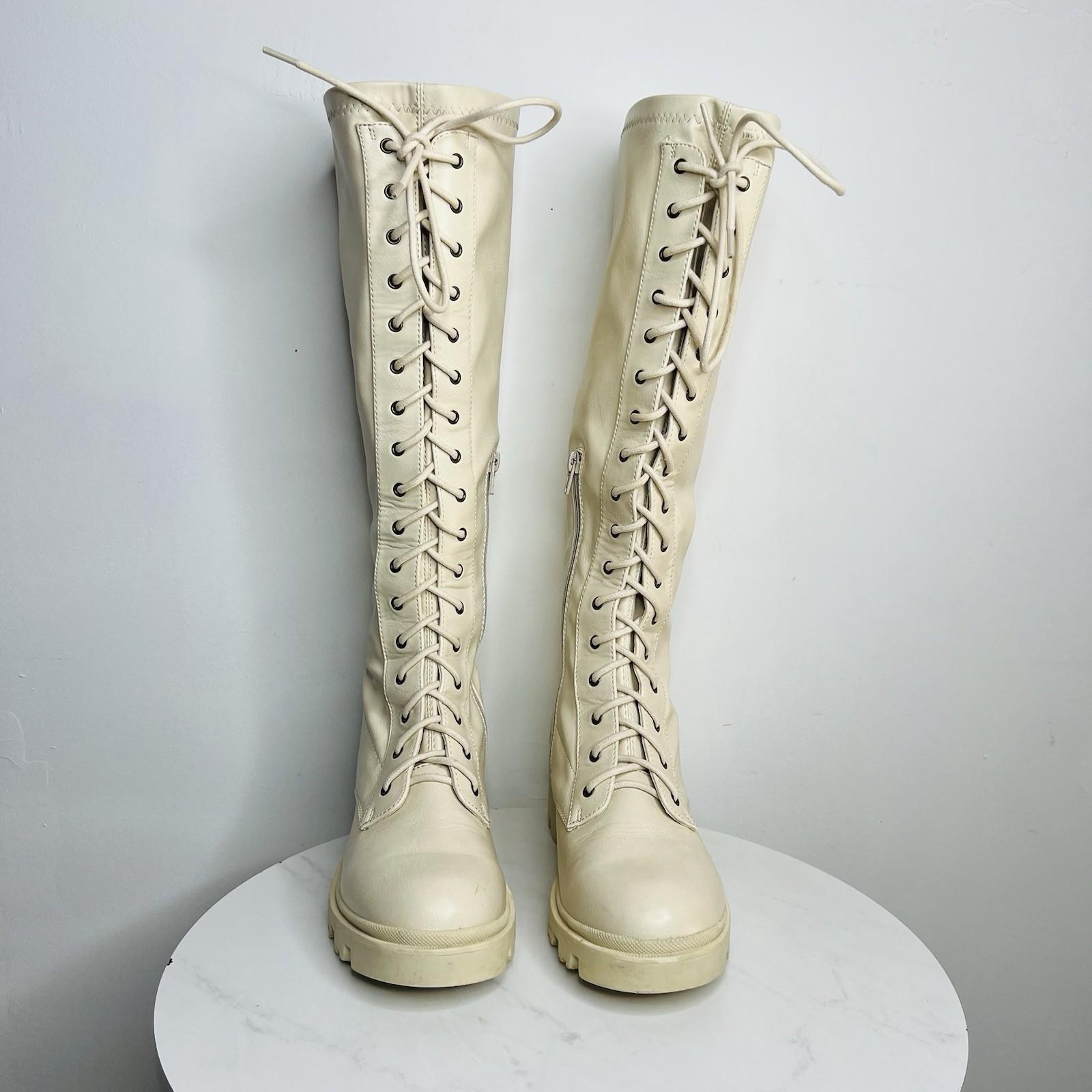 Shoedazzle Faux Leather Knee High Boots 9 Cream ace Zip Balan Lug Sole Padded