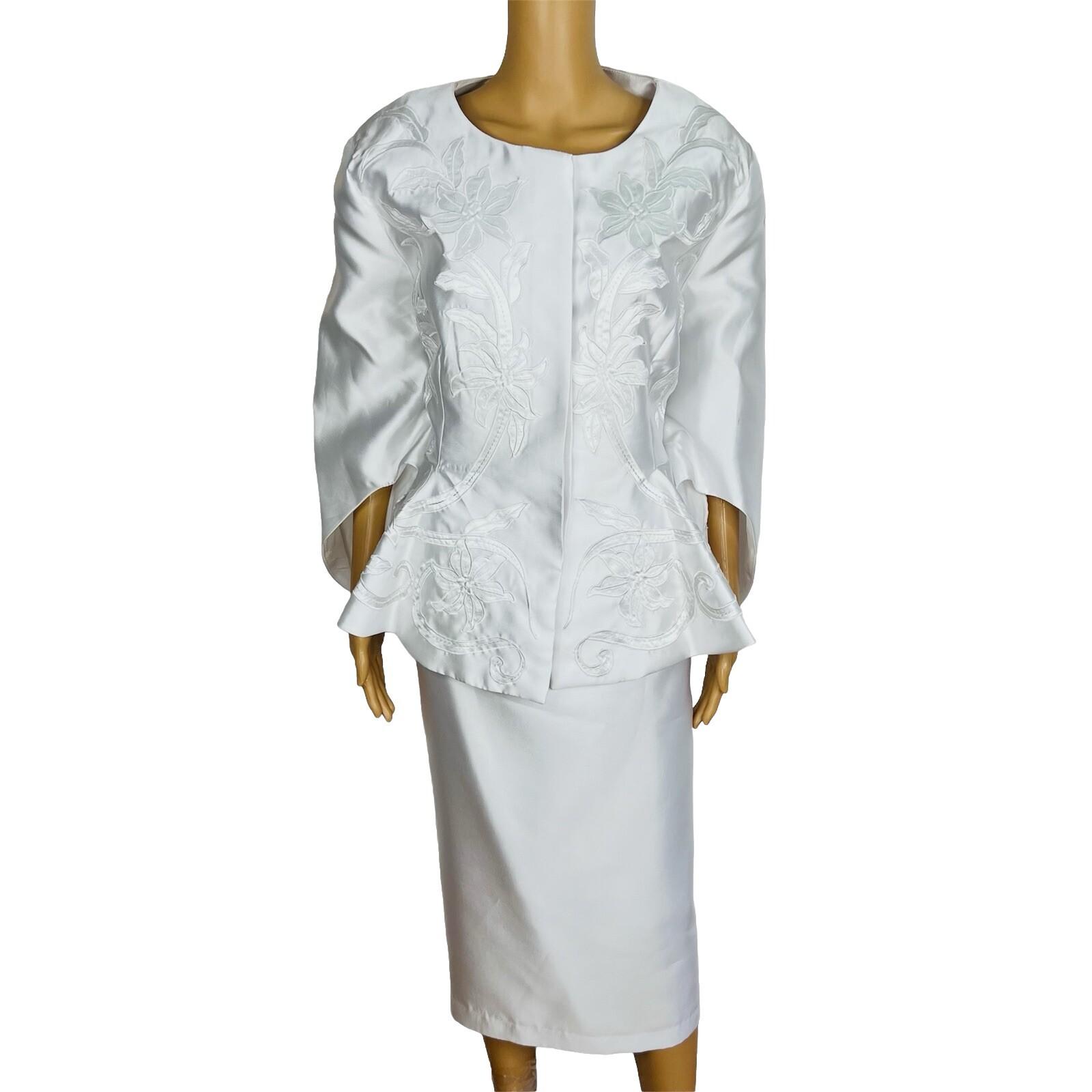 GMI Skirt Suit Size 20W White Lined Embroidered Ruffle Trumpet Sleeves 2PC