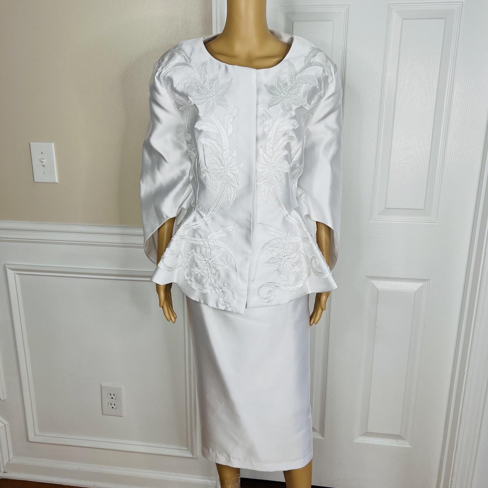 GMI Skirt Suit Size 20W White Lined Embroidered Ruffle Trumpet Sleeves 2PC