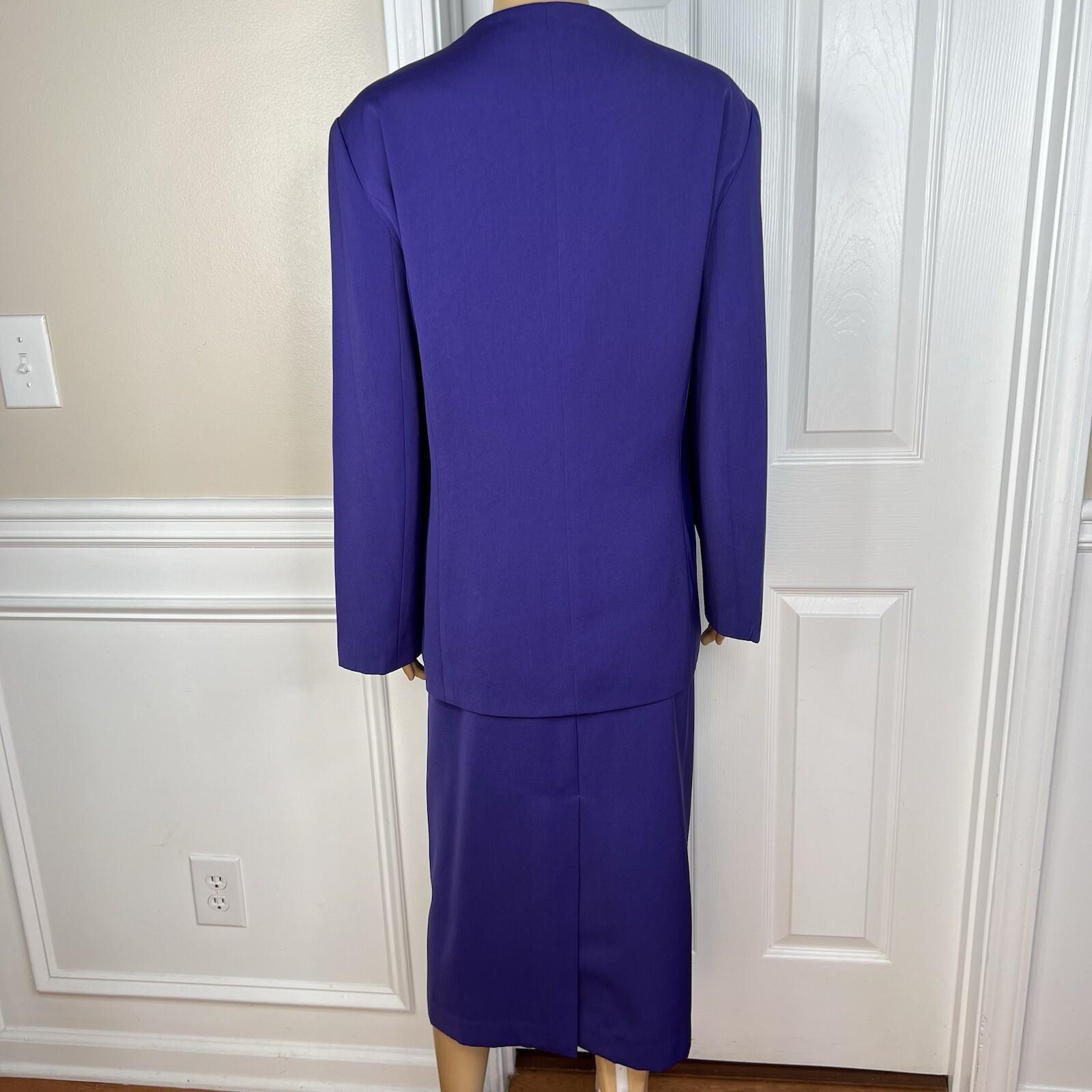 GMI Women Polyester Skirt Suit Size 18W Purple Lined Collarless Cocktail 2PC