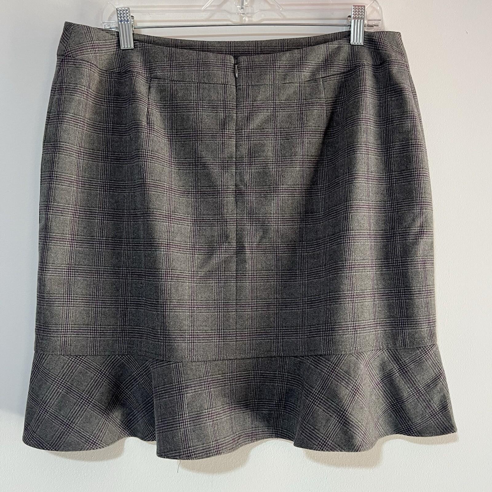 Tahari ASL Viscose Blend Skirt Suit 12P Gray Ruffle Bell Sleeves Striped 2PC