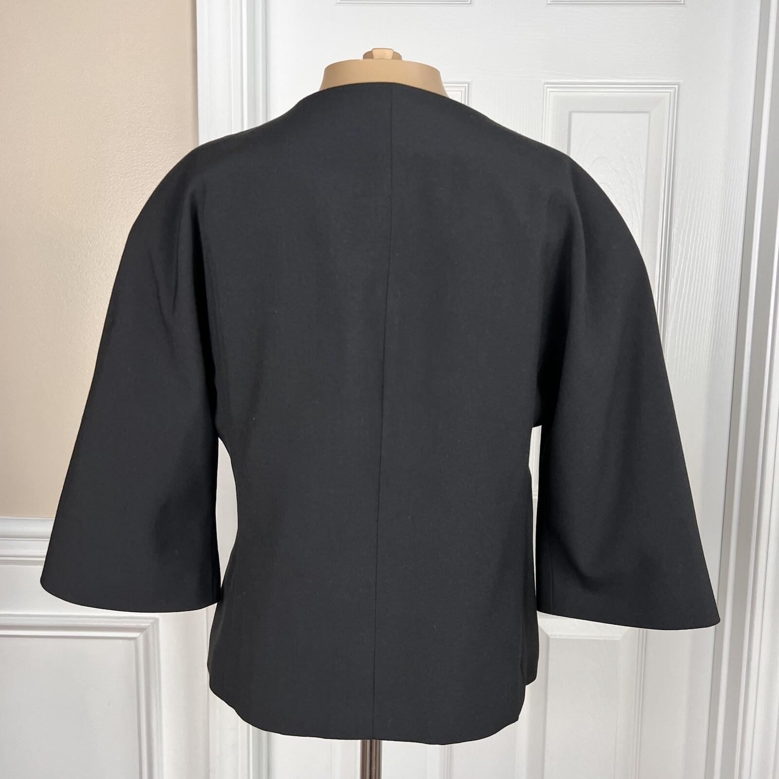 LARRY LEVINE 2PC Black Polyester Rayon Stretch Short Sleeves Pant Suit Size 4