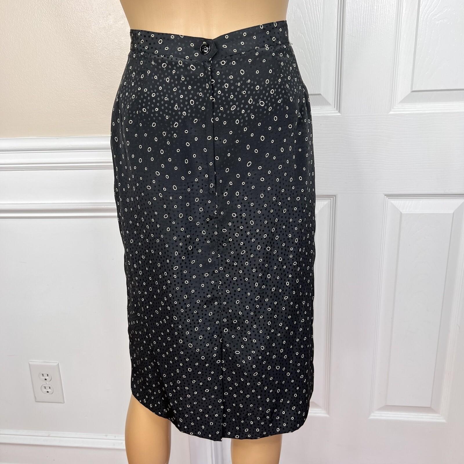 KASPER 2PC Black White Silk Like Polyester Lined Collarless Skirt Suit Size 14P