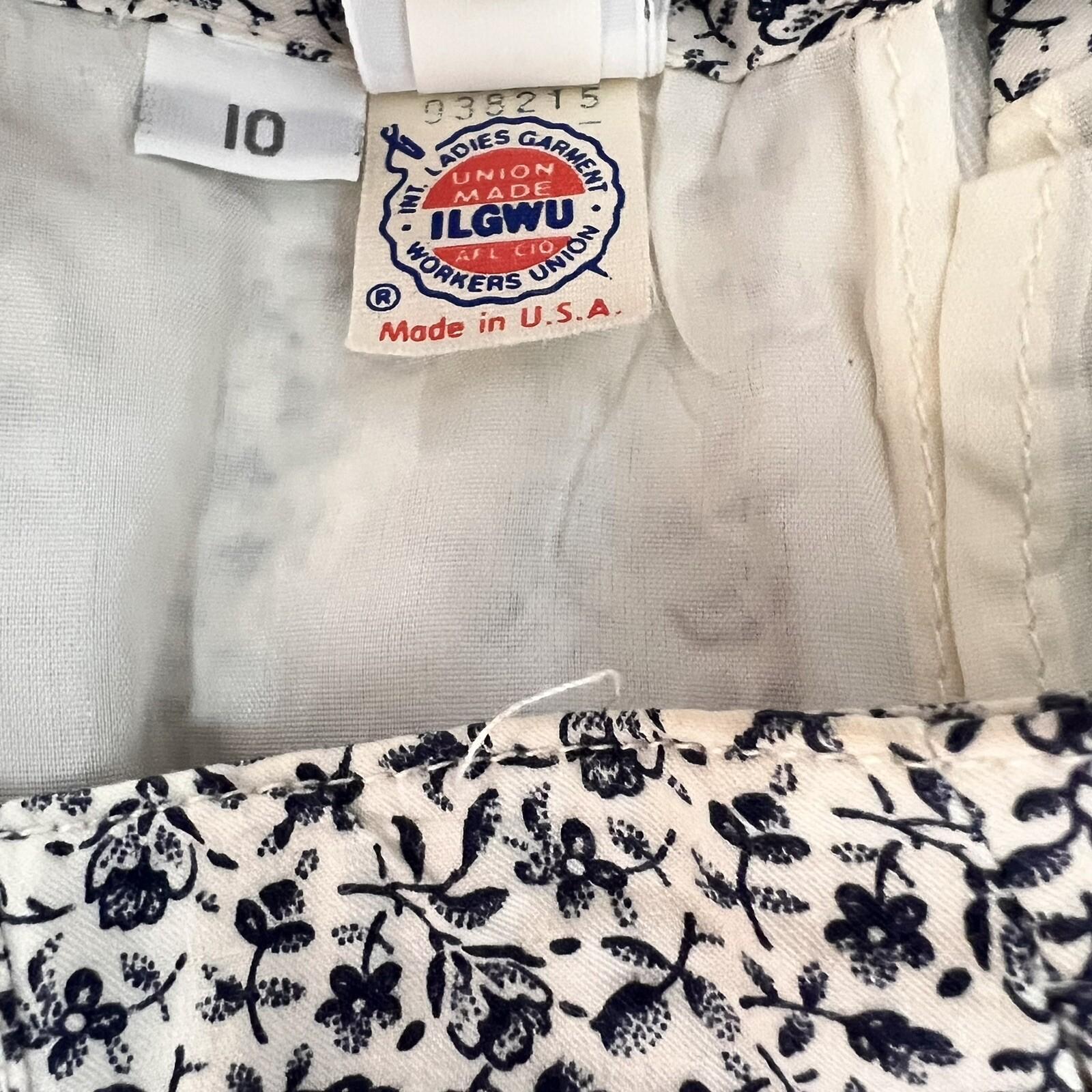 LIZ CLAIBORNE Vtg 2PC Off White Floral Double Breasted Lined Skirt Suit Size 8