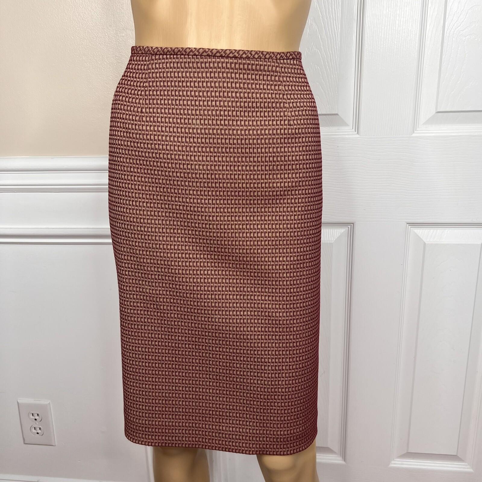 Le Suit Viscose Polyester Blend Skirt Size 8 Suit Size 10 Burgundy Lined 2PC