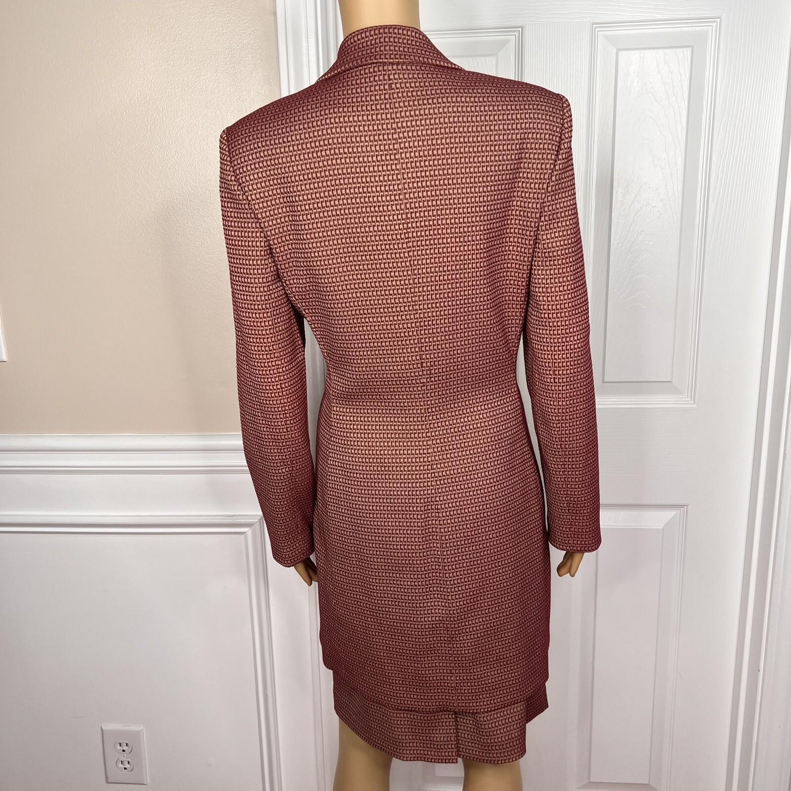 Le Suit Viscose Polyester Blend Skirt Size 8 Suit Size 10 Burgundy Lined 2PC