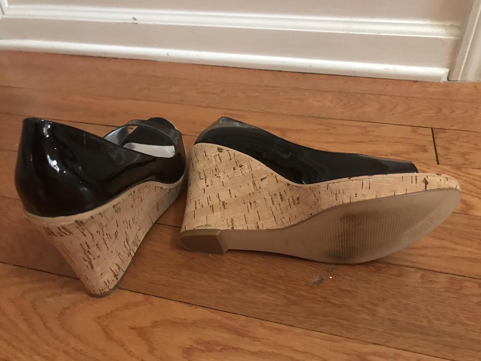 GUESS By Marciano Faux Patent Leather Shoes Size 9.5 M Peep Toes Wedge