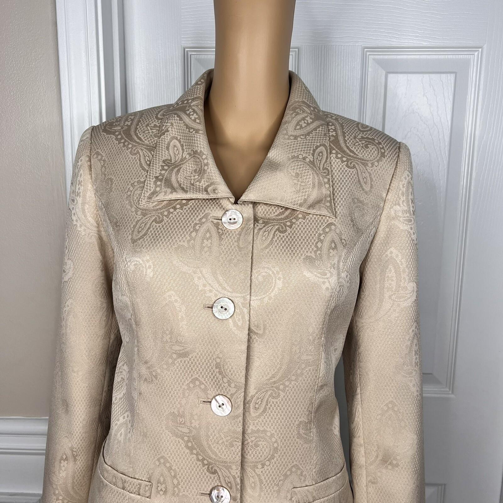 LE SUIT  Women 2PC Beige Floral Polyester Lined Shawl Collar Skirt Suit Size 6