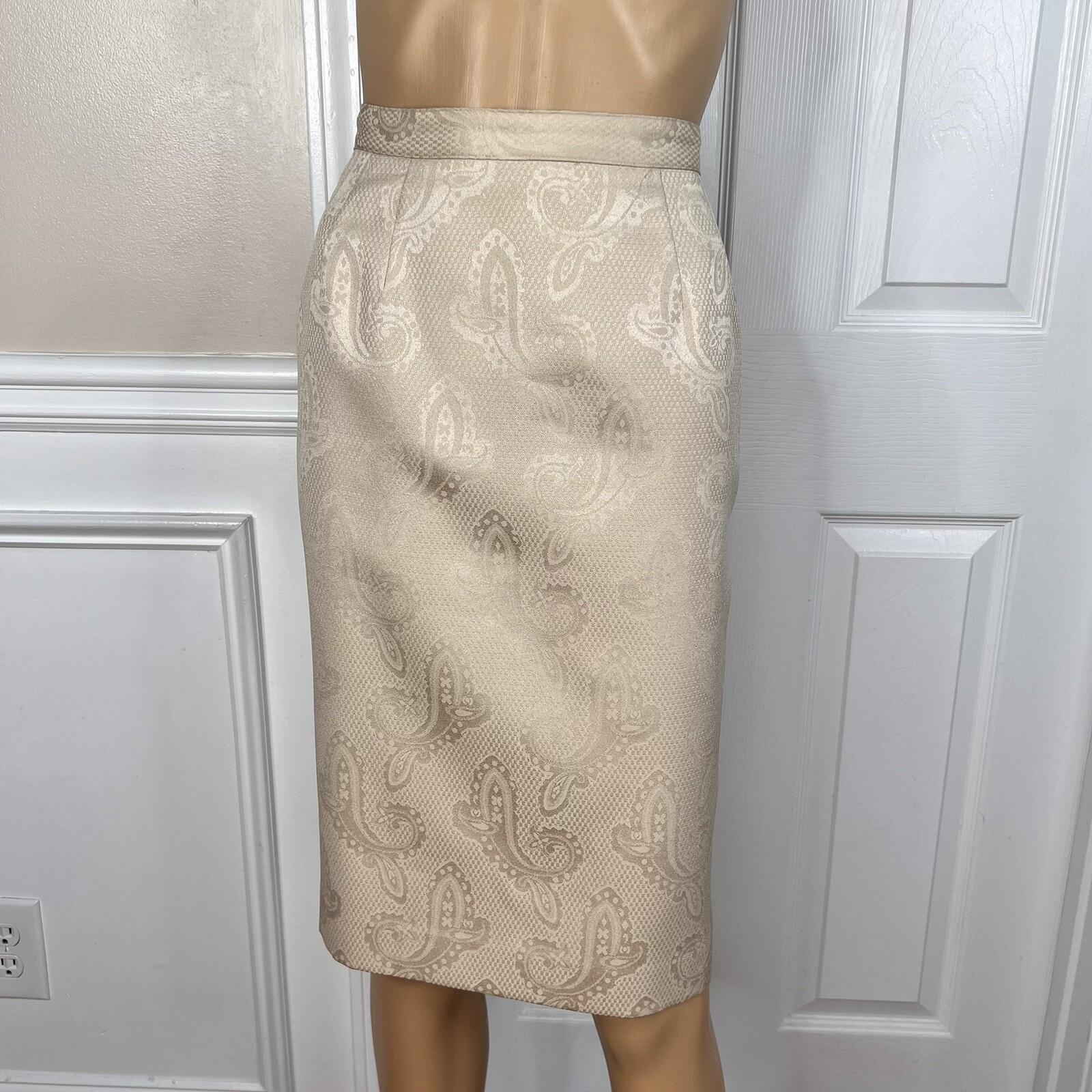 LE SUIT  Women 2PC Beige Floral Polyester Lined Shawl Collar Skirt Suit Size 6