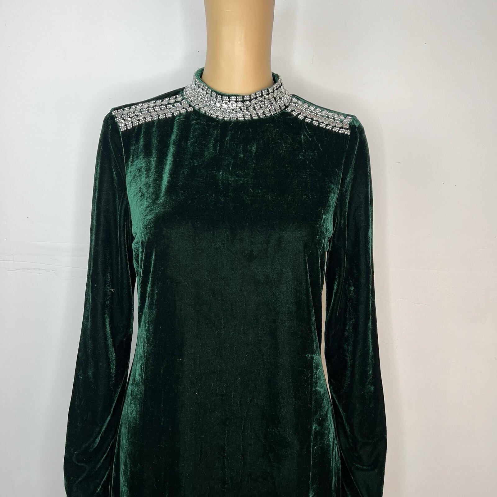 Elie Tahari Velvet Dress M Emeral Green Beaded Bodycon Fashionable Quiet Luxury