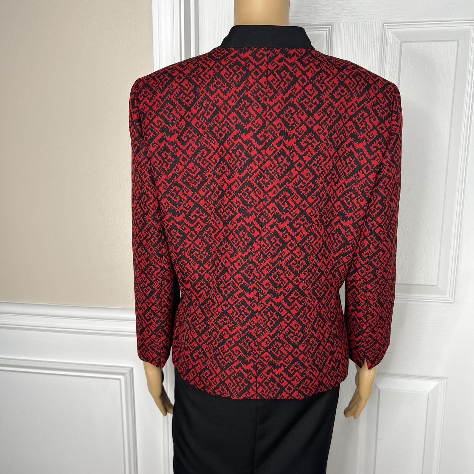 Kasper Polyester Lined Dress Suit Size 12 Black Red Stand Up Collar 2Piece Women