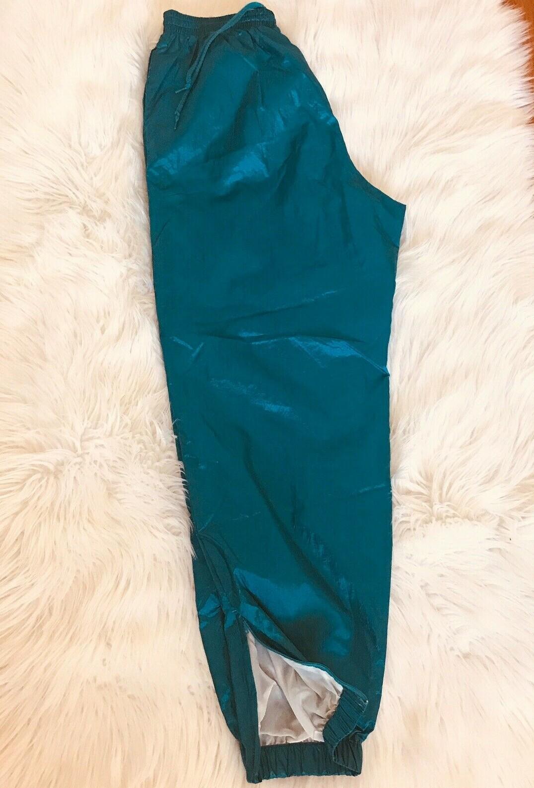 10-313.jpg BOLO SPIRIT Vintage Rare Women Teal Nylon 2PC Track Pant Sweat Suit Size M