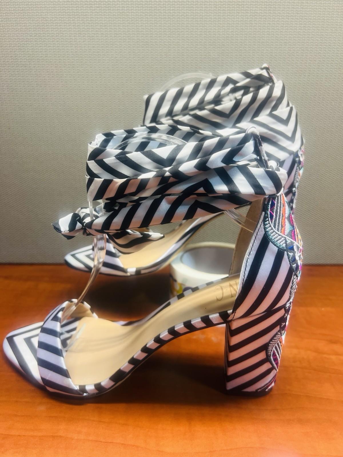 INC International Concepts Block Heel Shoes 9M Black White Striped Tie Up Ribbon