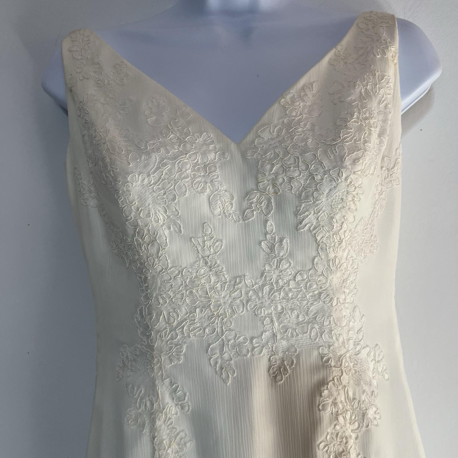 Galina VTG Polyester Wedding Dress 6 Ivory Ruffle Trumpet Embroidered Sleeveless