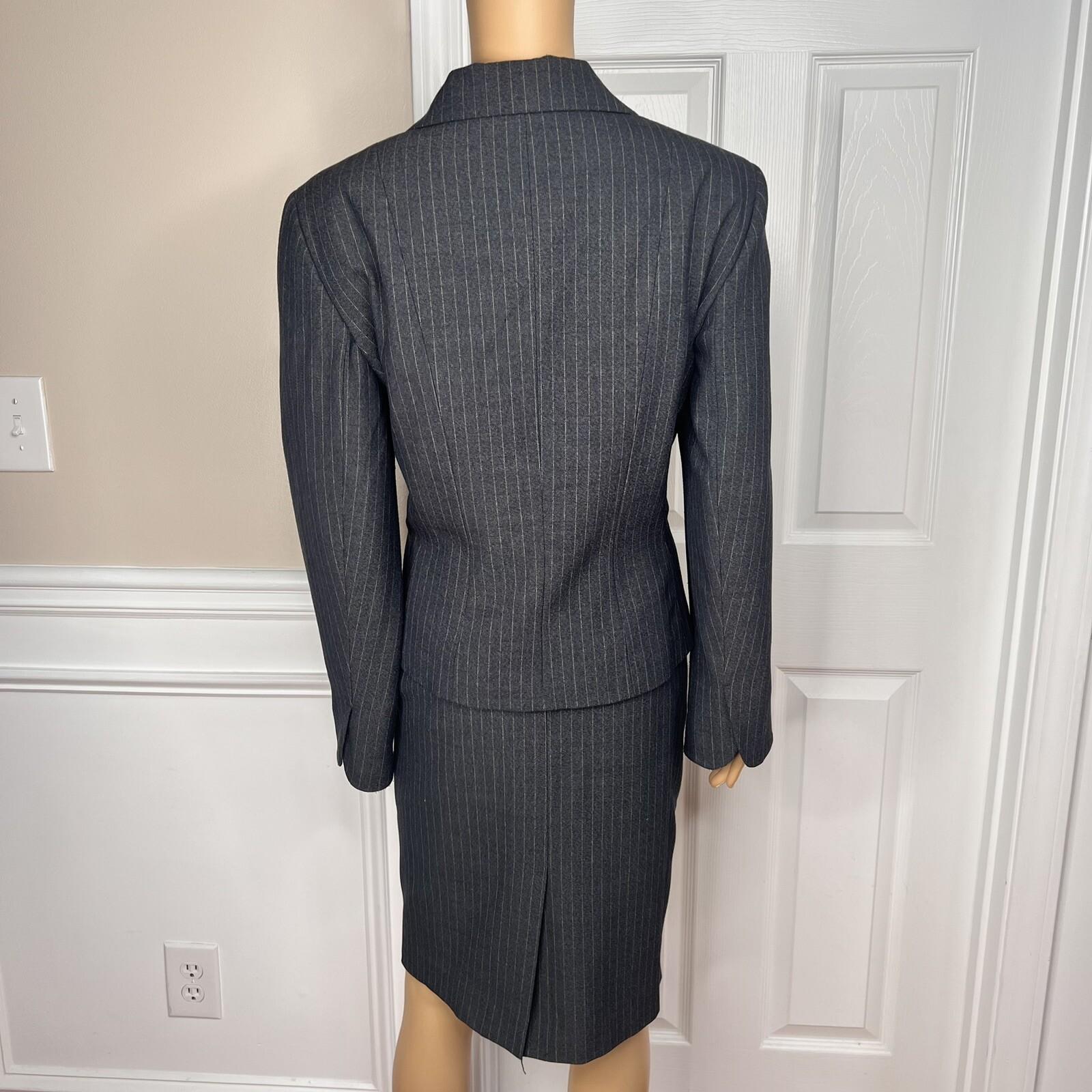 LARRY LEVINE 2PC Gray Striped Polyester Rayon Spandex Career Skirt Suit Size 12