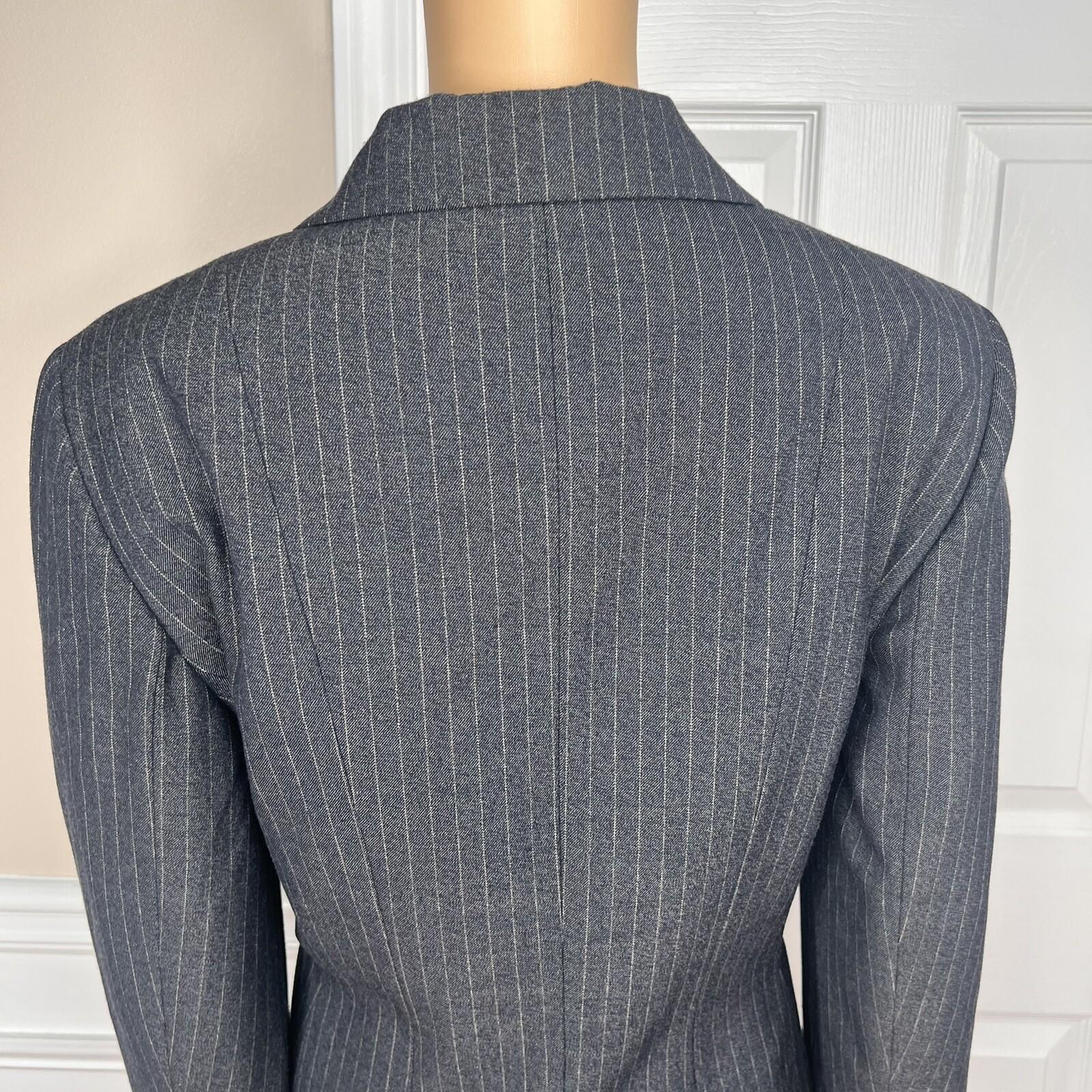 LARRY LEVINE 2PC Gray Striped Polyester Rayon Spandex Career Skirt Suit Size 12
