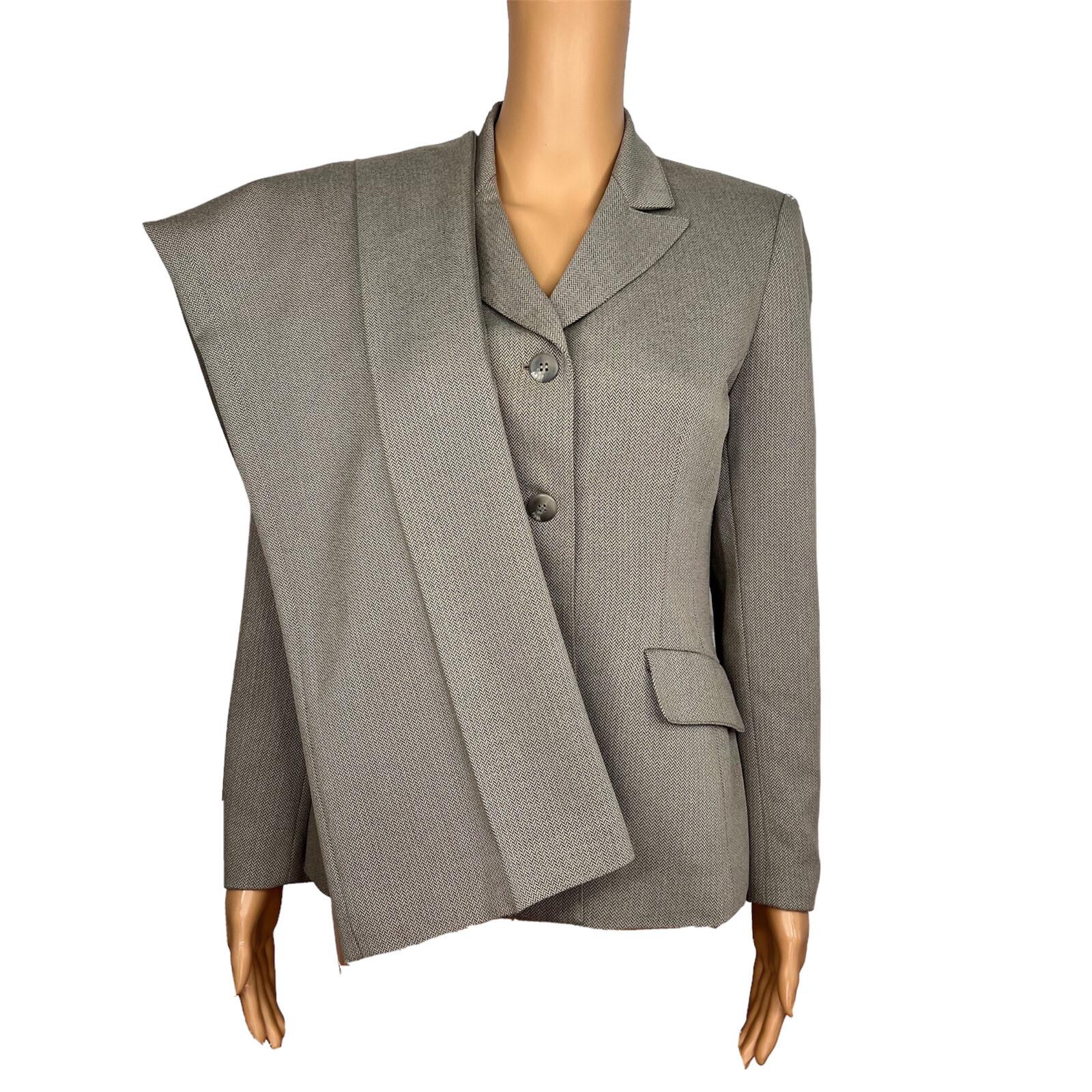 Le Suit Polyester Pant Suit Size 4P Beige Single Breasted Lined 2PC Pockets