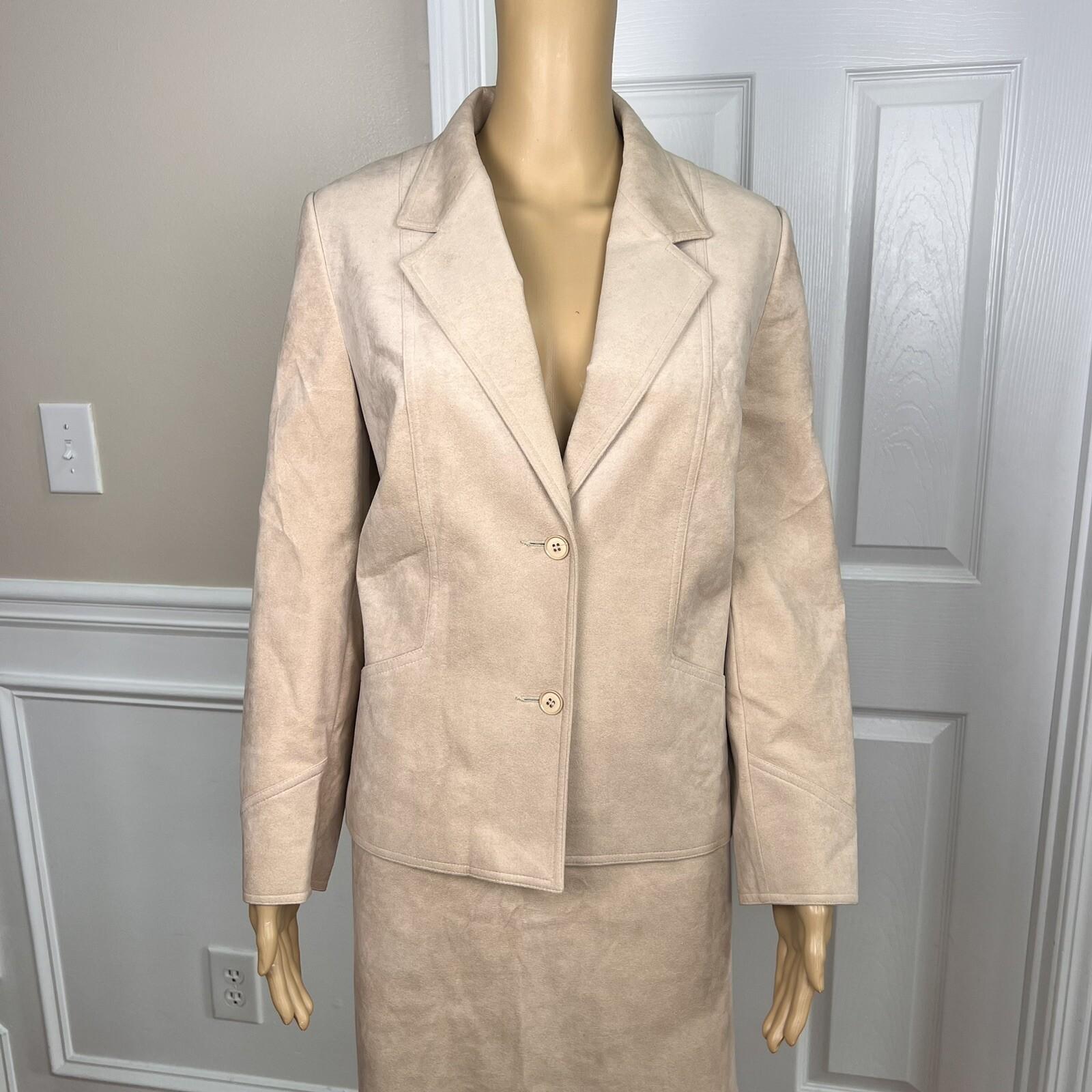 COUNT ROMI Vintage Women 2PC  Ultra Suede Blush  Skirt Suit Size 12