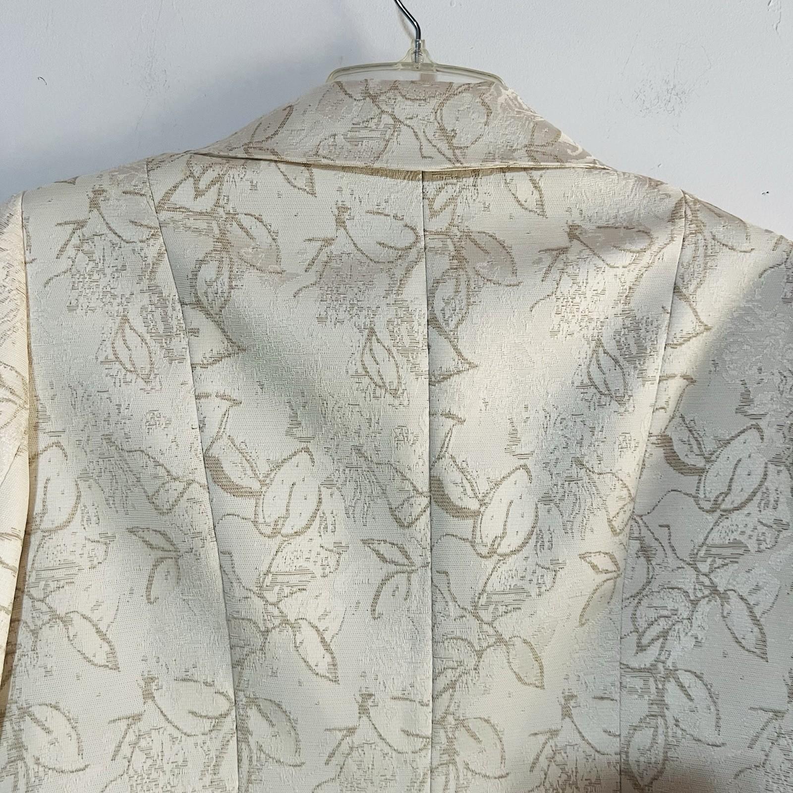 10-3689.jpg Le Suit Polyester Rayon Skirt Suit 10P Beige Floral Notch Collar Classic 2PC