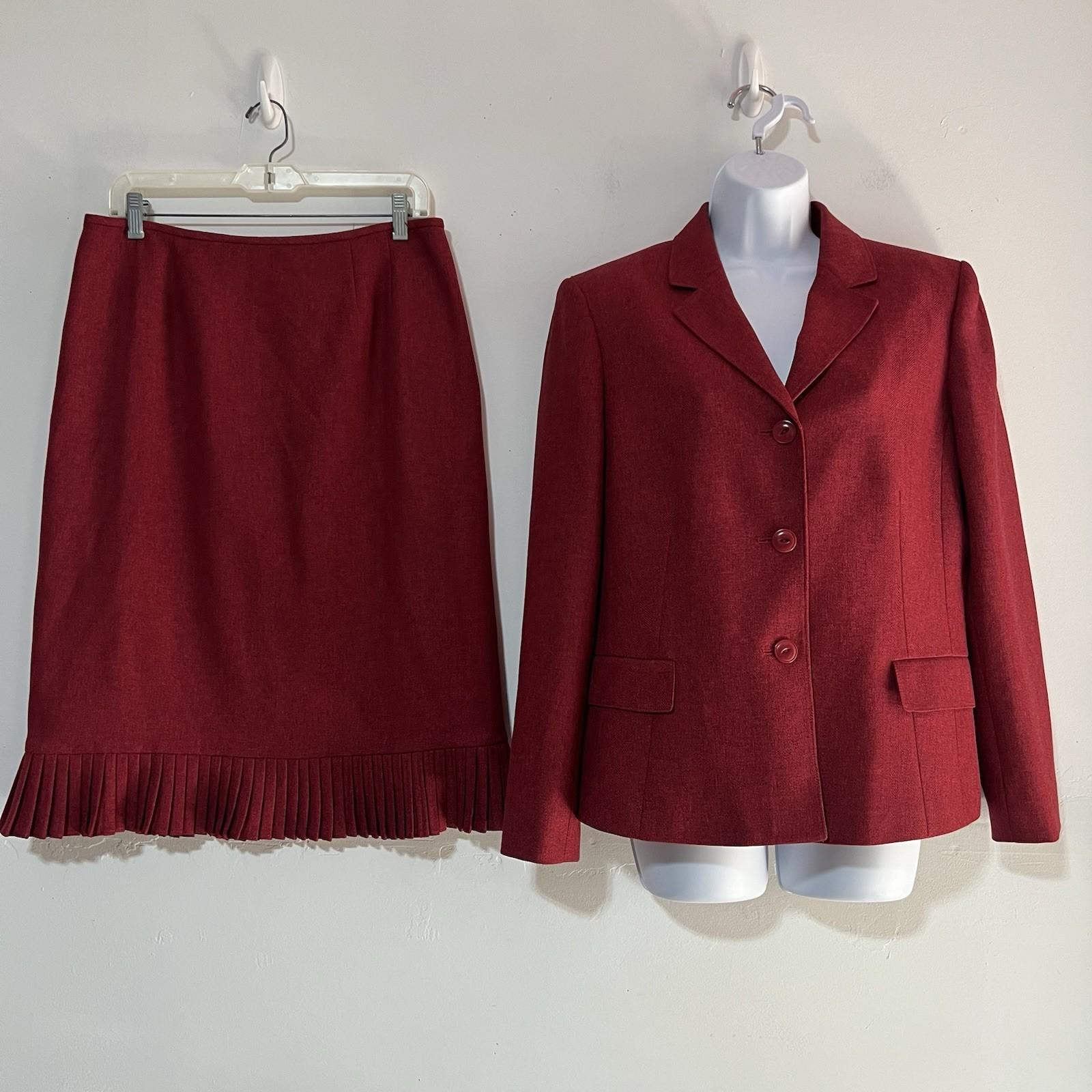 Jones Wear Polyester Skirt Suit 12 Red Twill Lined Notch Collar 2PC Timeless