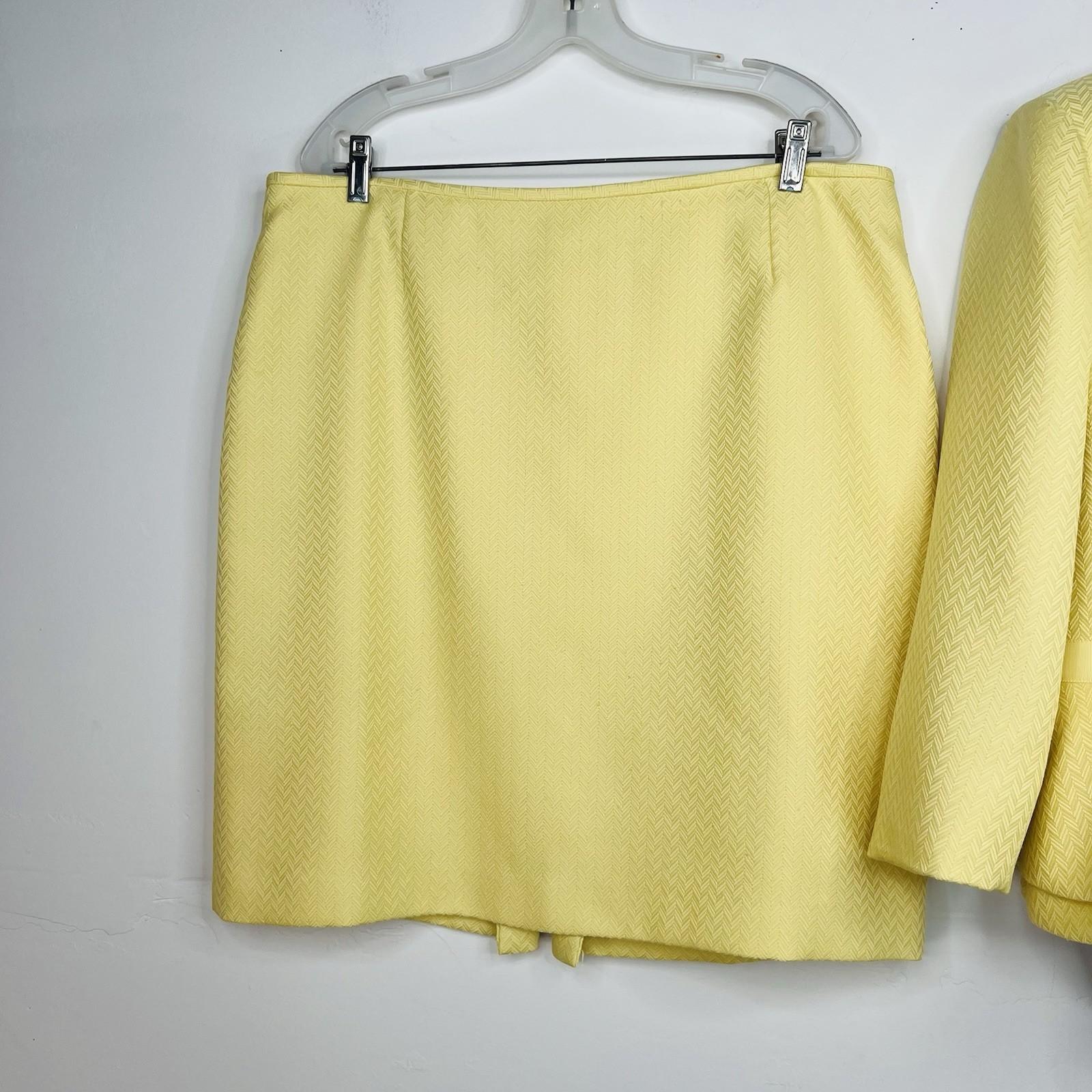 Tahari ASL Polyester Rayon Stretch Skirt Suit 18 Yellow Notch Collar Tiered