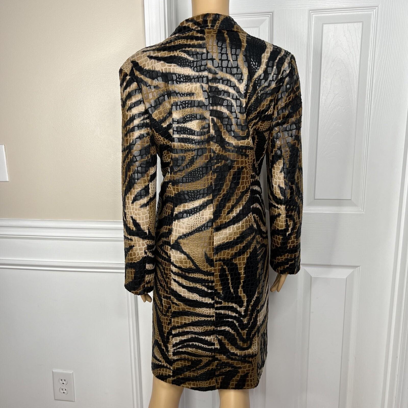Selene Sport Women Faux Leather Dress Suit Size M Reptile Print 2PC Collarless