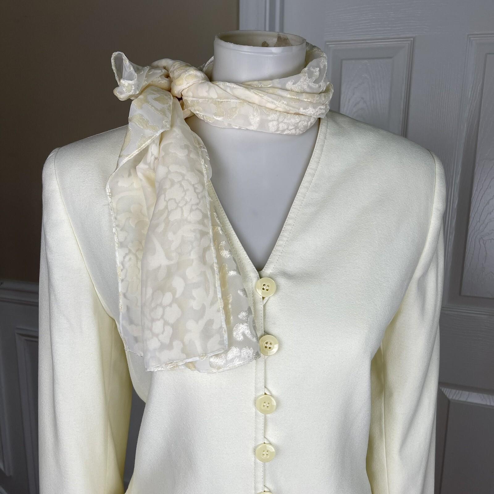 Le Suit Vintage Polyester Rayon Skirt Suit Scarf Size 10 Off White 2PC Lined