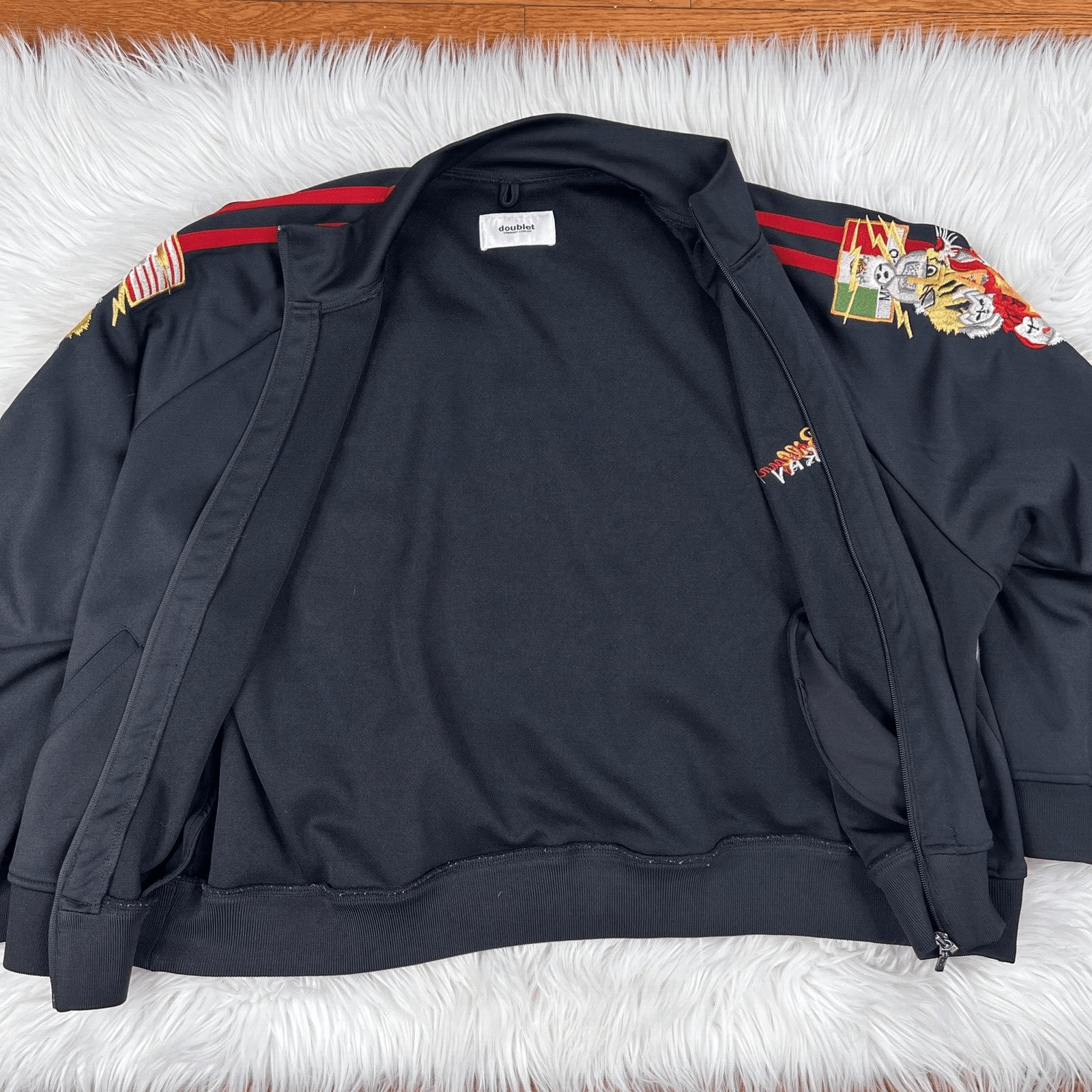DOUBLET Strangest Comfort Men Black Red Chaos Embroidered Zip Up Track Jacket