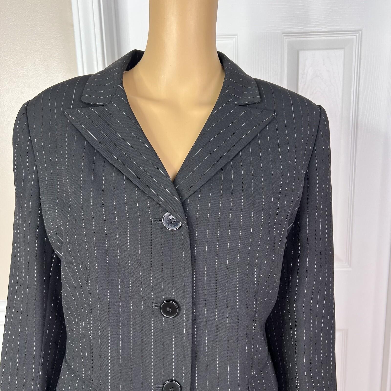 SUIT STUDIO Women 2PC Black Striped Polyester Lined Career Pant Suit Size 14