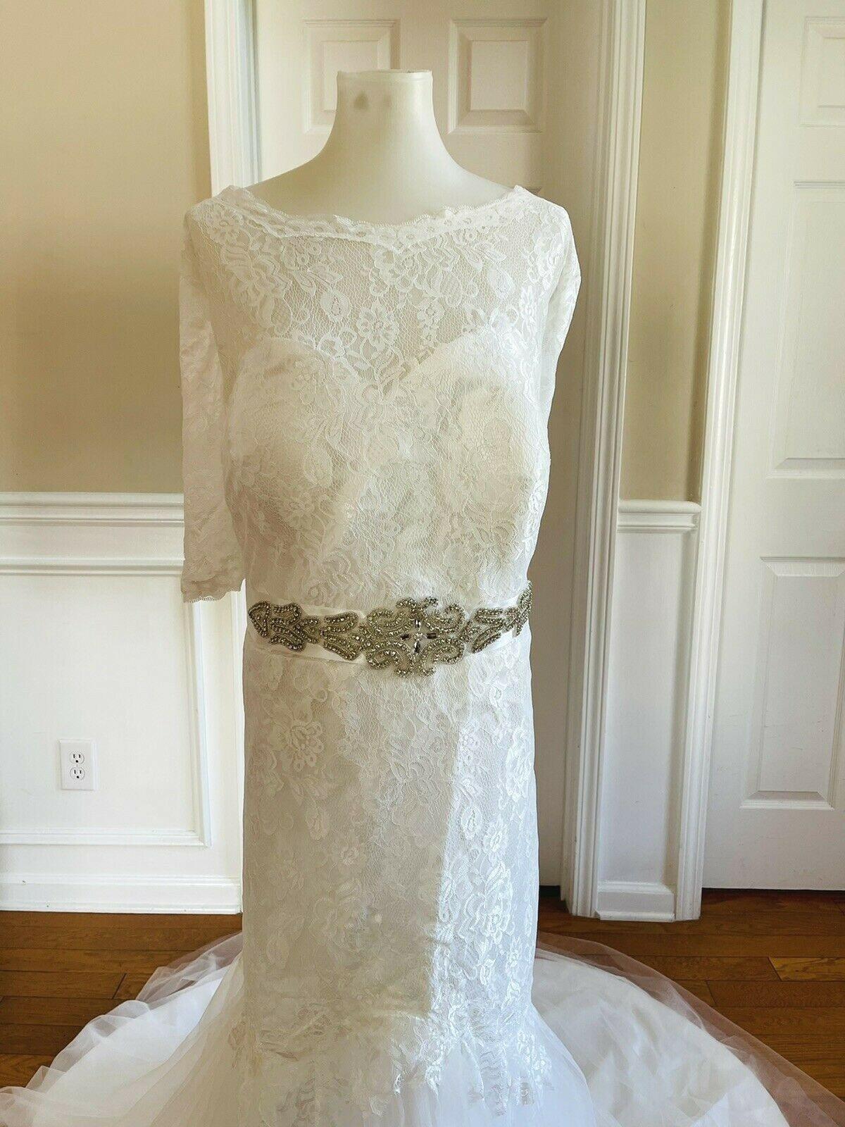 New BRIDES White Elegant Belted Beaded Lace Polyester Wedding Dress Size 24W