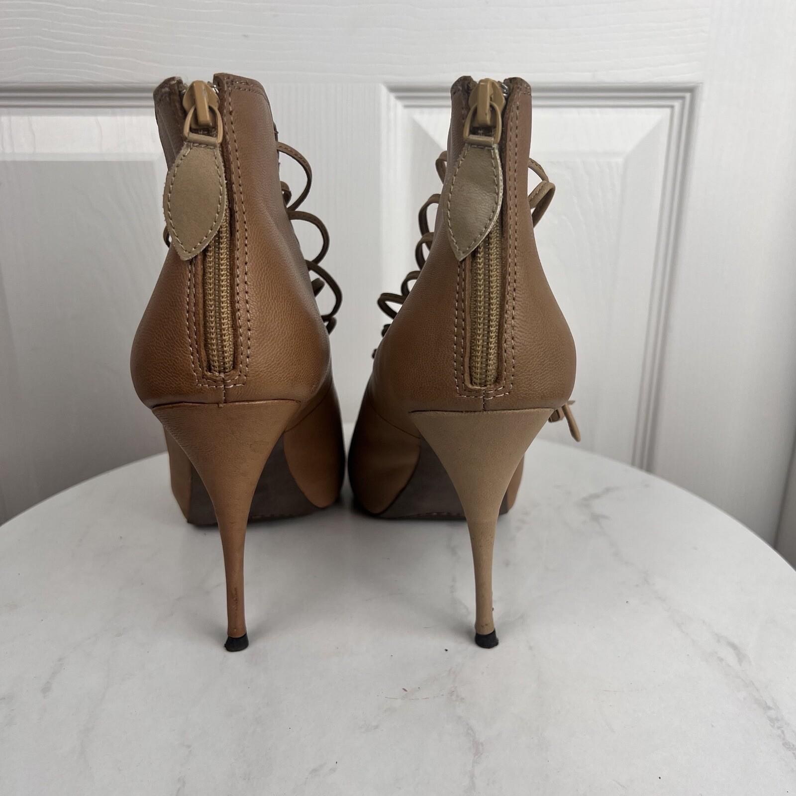 STEVE MADDEN Rebecka Lace Up Taupe Leather Peep Toes Shoes Booties Size 10