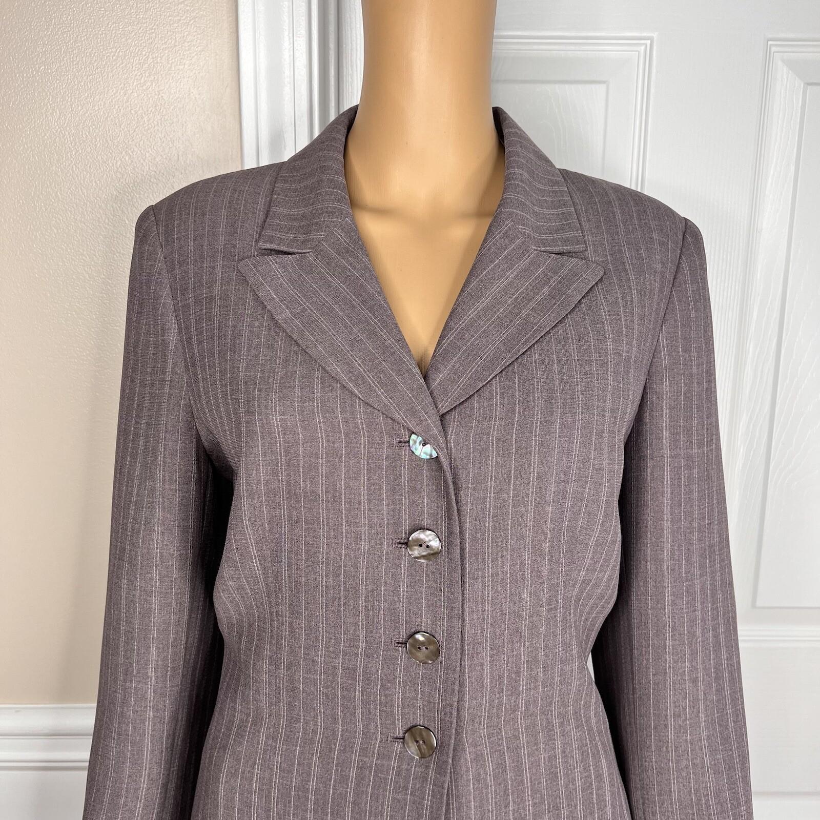 10-4329.jpg LE SUIT 2PC Wash Purple Striped Polyester Lined Peak Collar Skirt Suit Size 8
