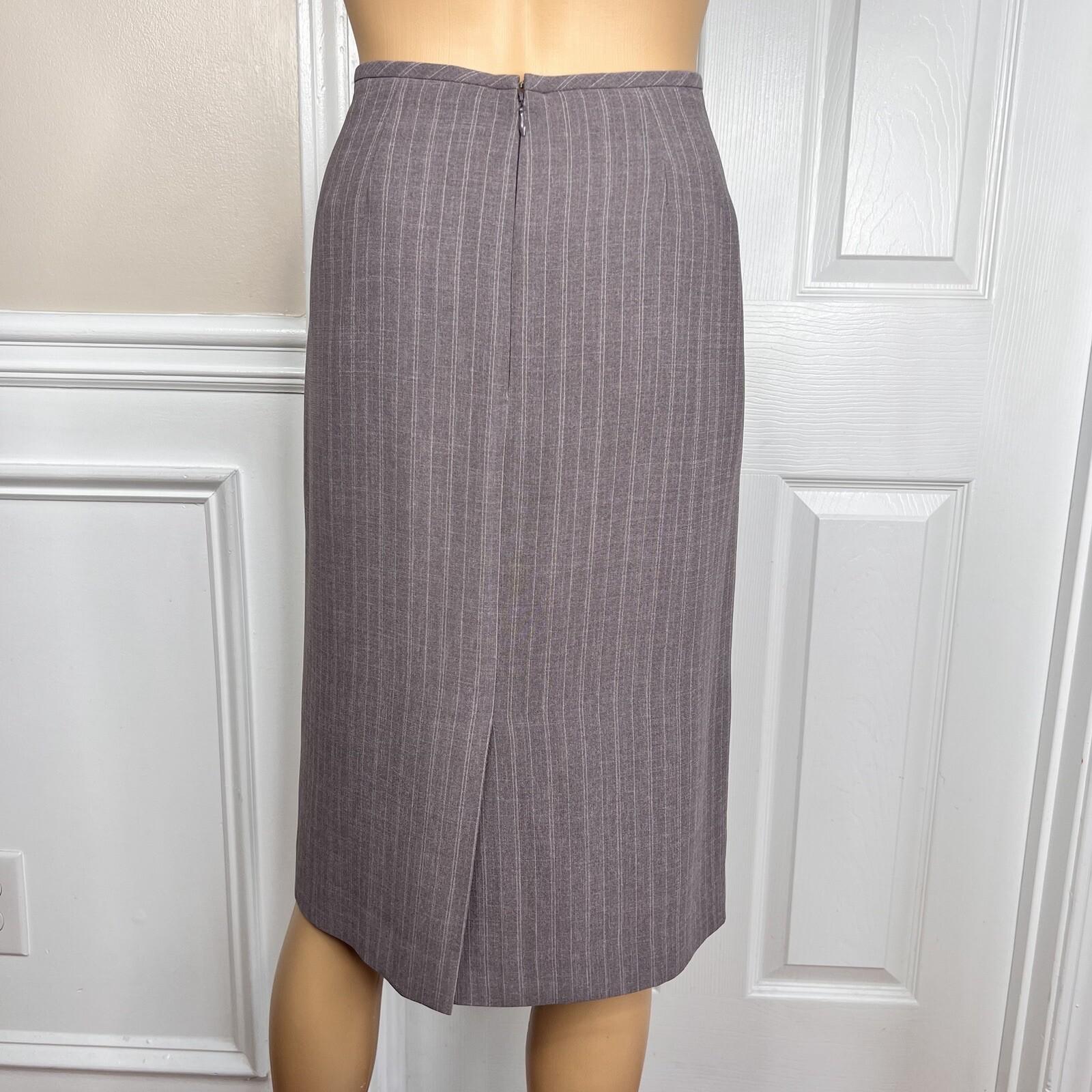 10-4331.jpg LE SUIT 2PC Wash Purple Striped Polyester Lined Peak Collar Skirt Suit Size 8