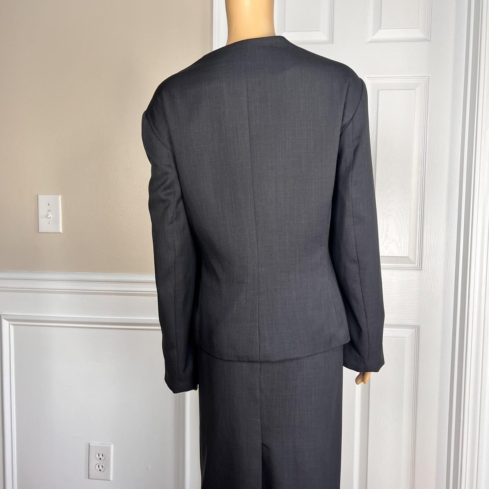 10-4381.jpg ISABELLA Women Ash Polyester Skirt Suit Size 20W Lined Collarless Ruffle 2PC