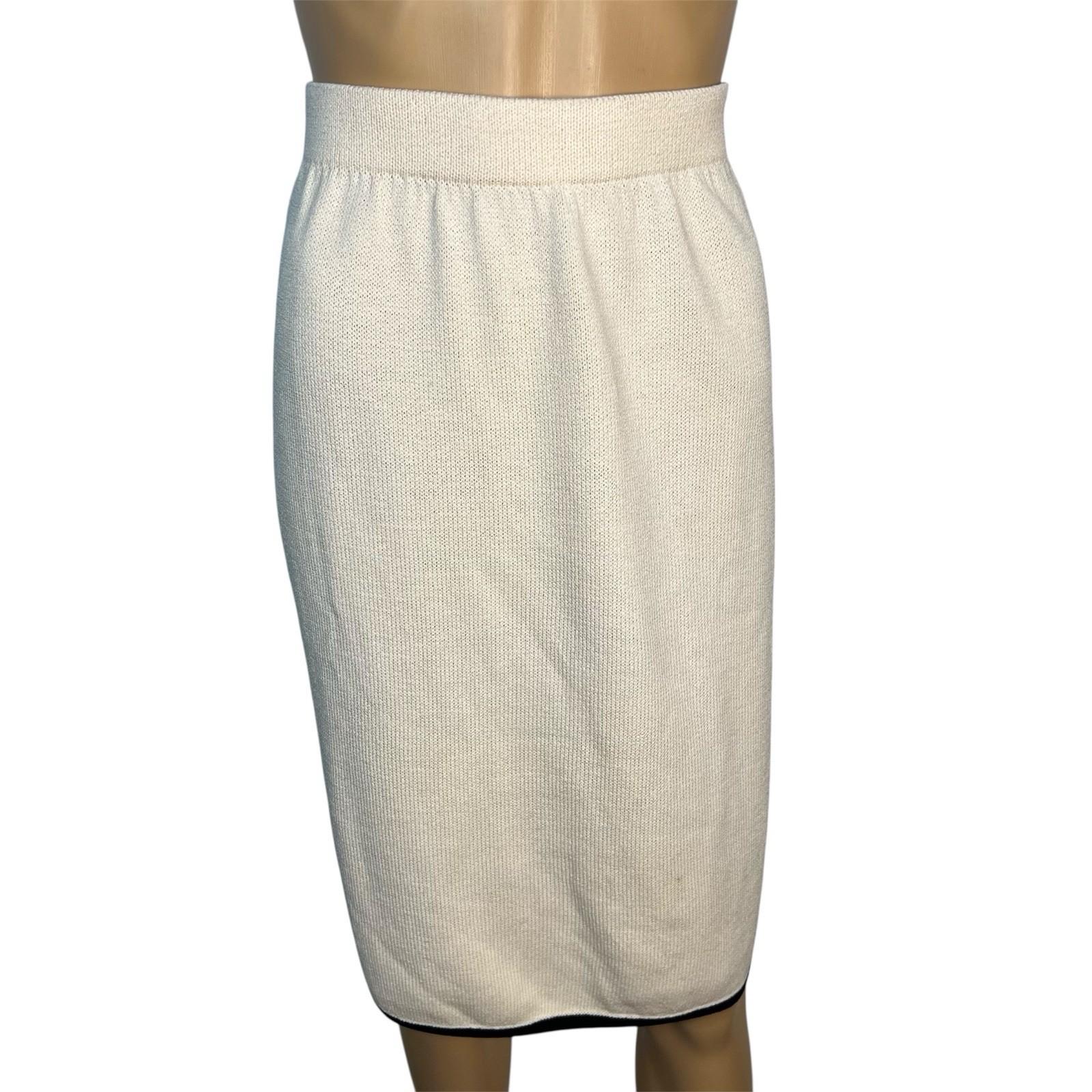 10-4384.jpg ST JOHN Collection By Marie Gray Tight Knit Stretch Skirt 12 Off White Black